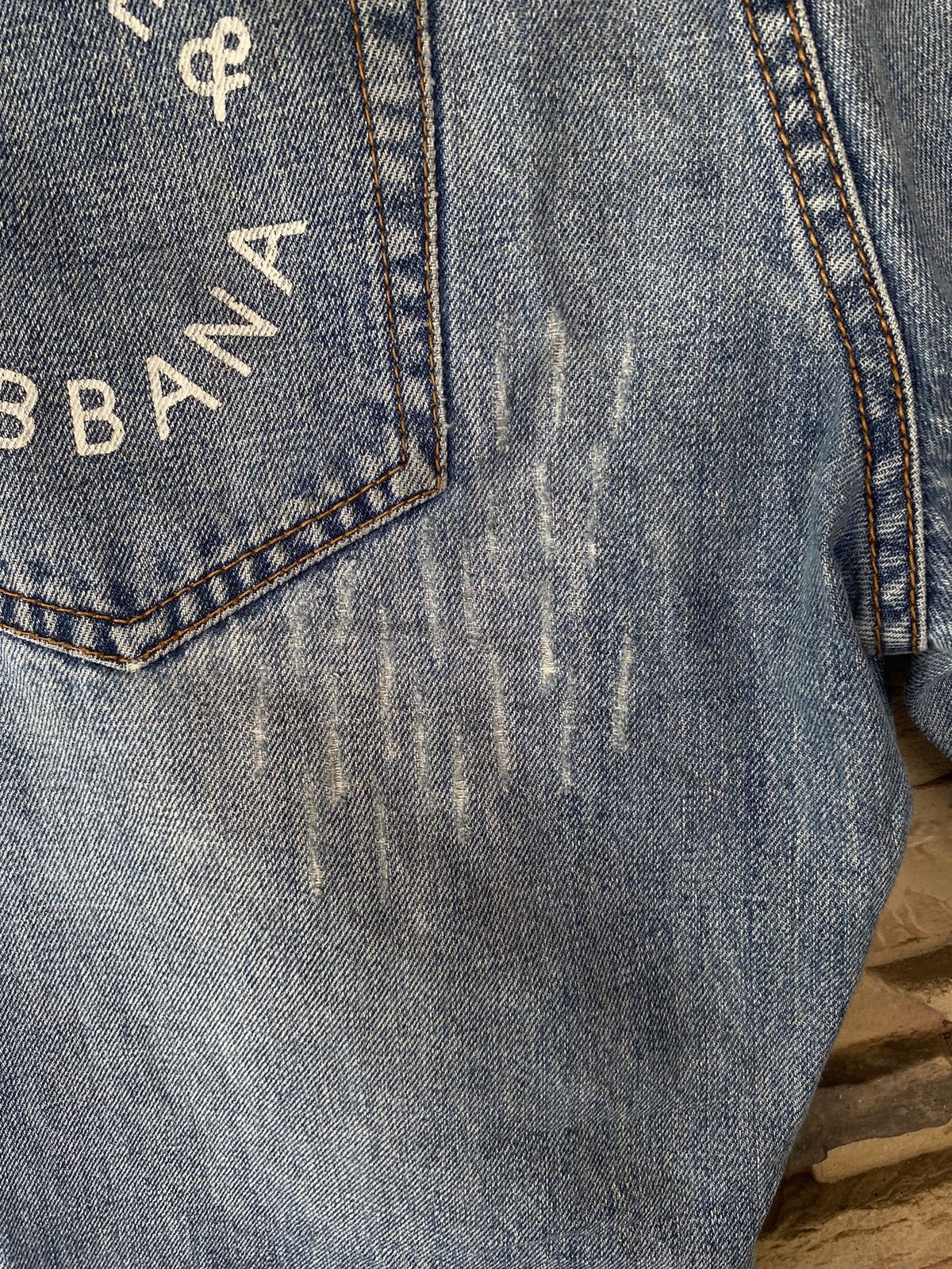 Dolce & Gabbana Vintage Dolce & Gabbana Distressed Ripped Jeans Size US 32 / EU 48 - 14 Thumbnail