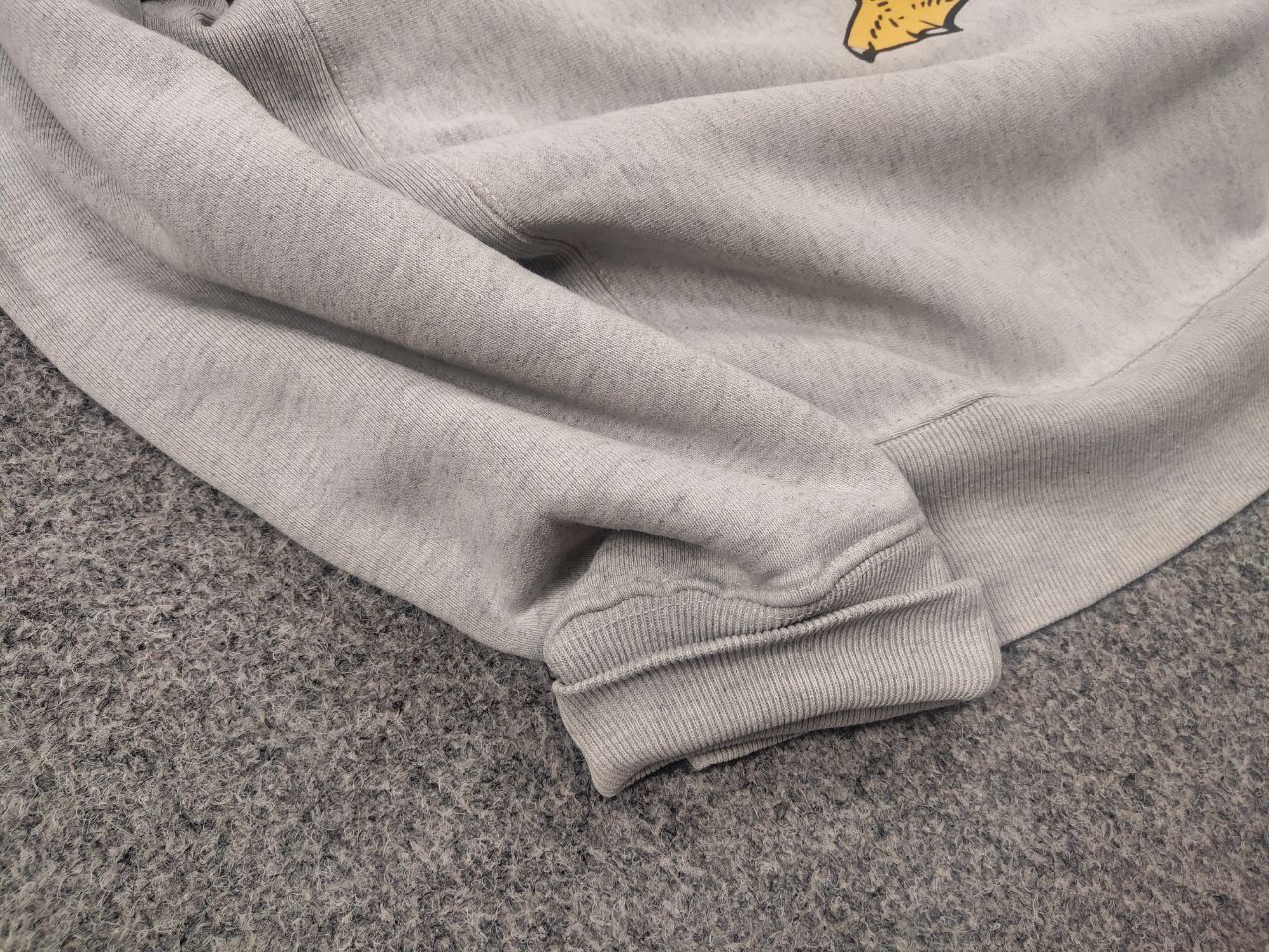 Vintage Vintage 90's United Athle GOLDEN EGGS CLUB Gray Sweatshirt Size US L / EU 52-54 / 3 - 7 Thumbnail