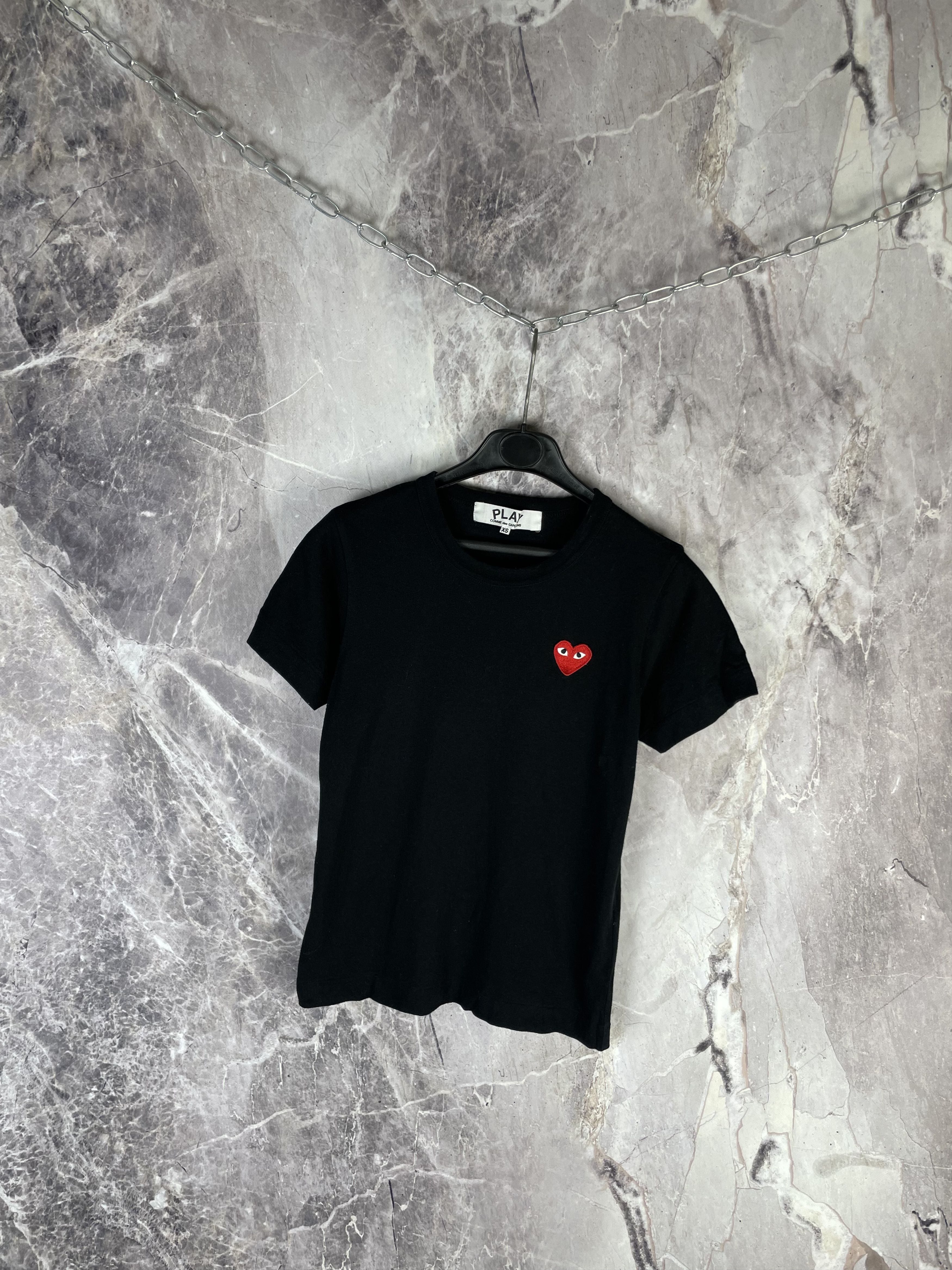 Comme des Garcons CDG Play Tee Size XS / US 0-2 / IT 36-38 - 2 Thumbnail