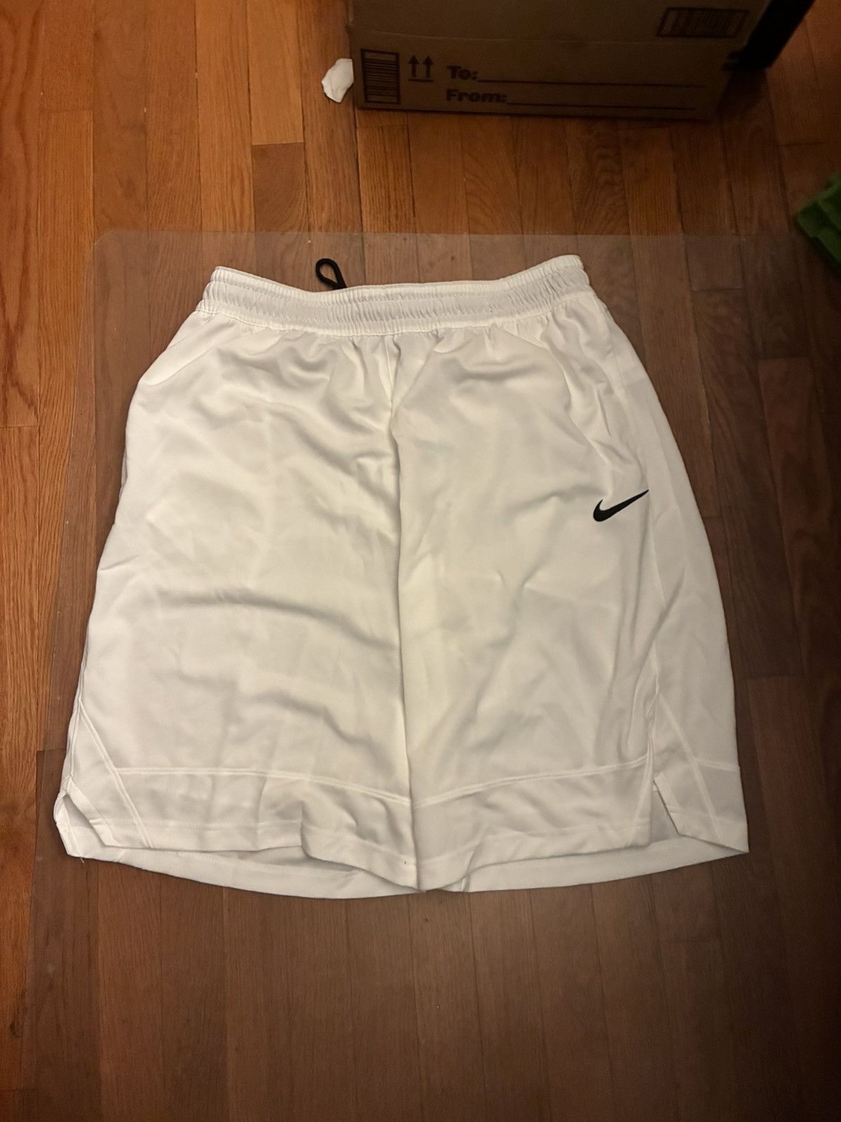 Nike Nike White Basketball Shorts Size XL #basketball #athletic Size US 36 / EU 52 - 1 Thumbnail