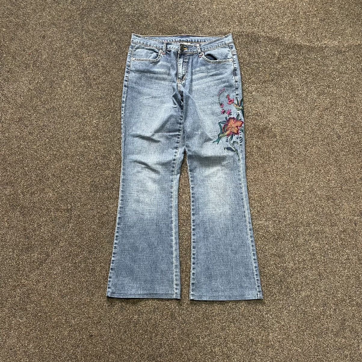 Vintage Vintage Y2K Flared Jeans Distressed Embroidered Floral Skate Size 34" / US 12 / IT 48 - 9 Thumbnail