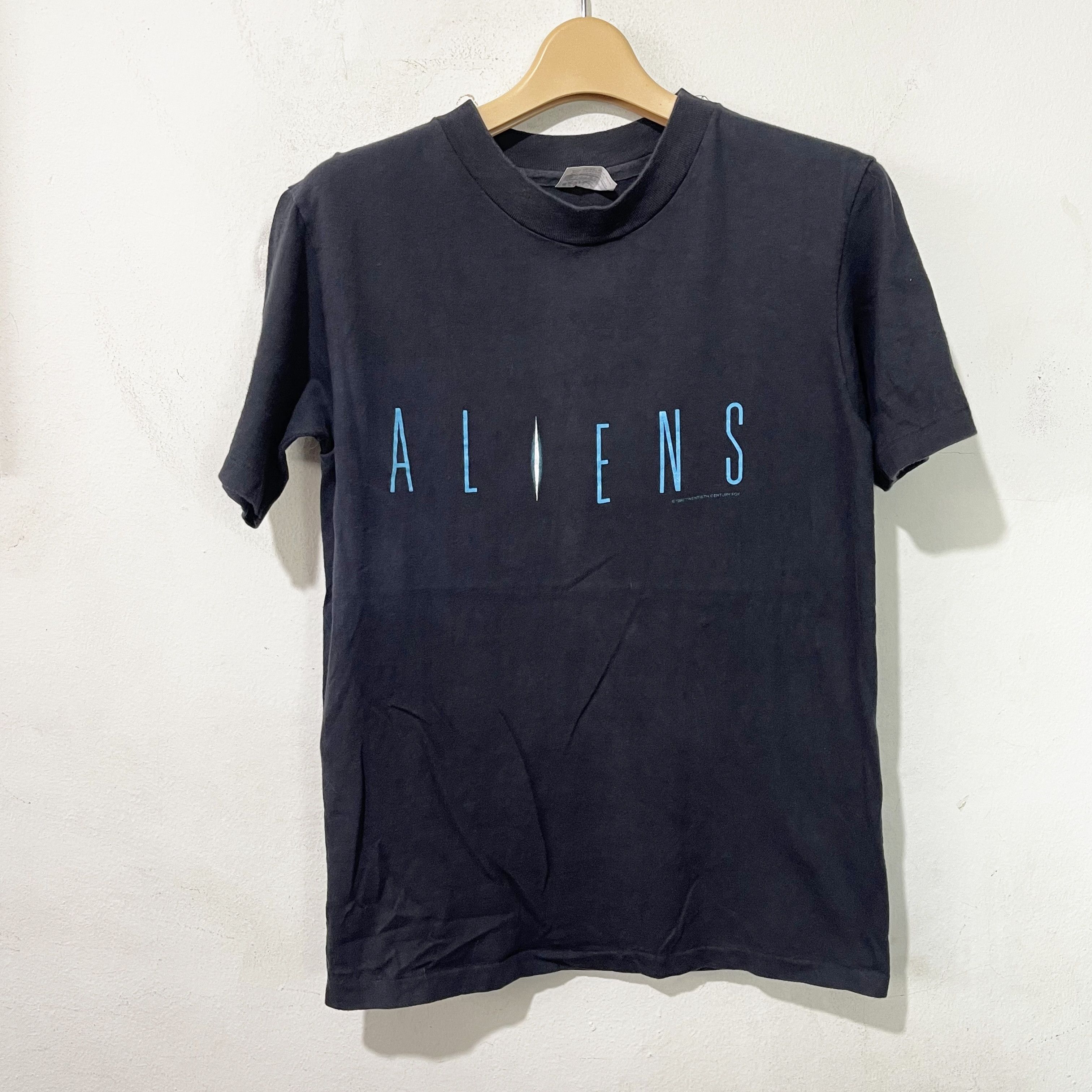 Vintage 1986 Aliens Shirt