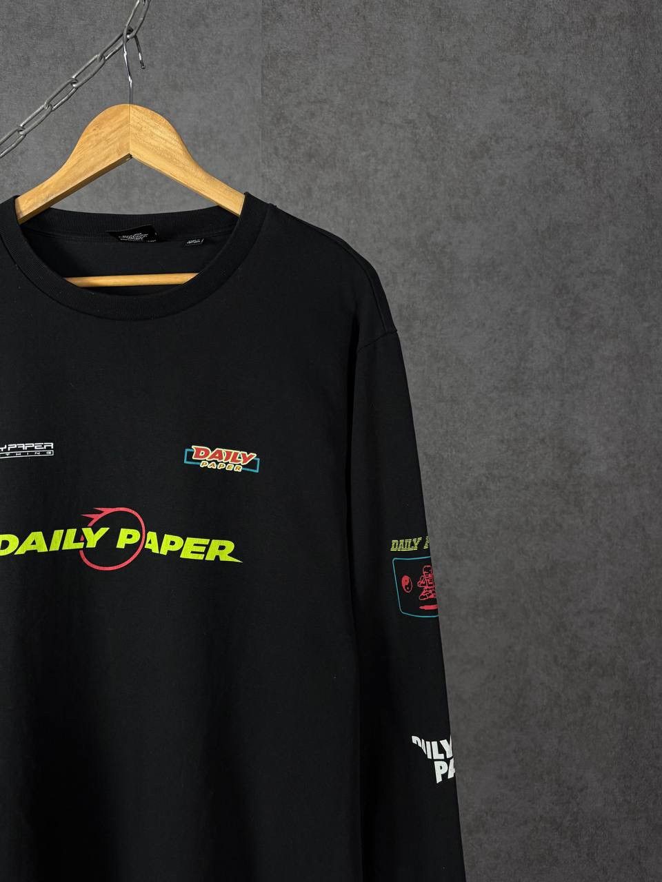 Daily Paper Daily Paper designer streetwear Y2K overprinted longsleeve Size US XL / EU 56 / 4 - 2 Thumbnail