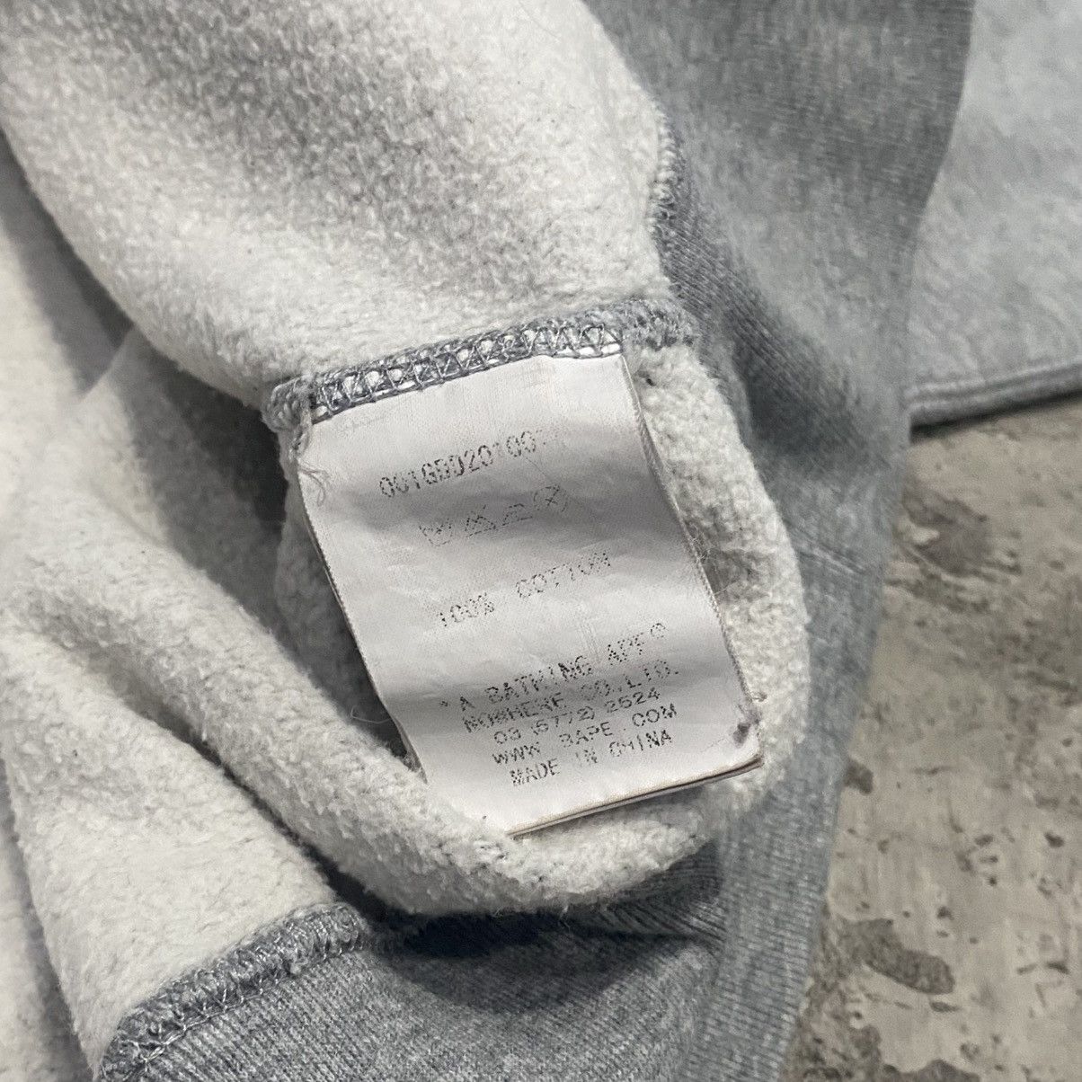 Bape Bape Kiss Logo Pullover Hoodie Gray Size US L / EU 52-54 / 3 - 3 Thumbnail