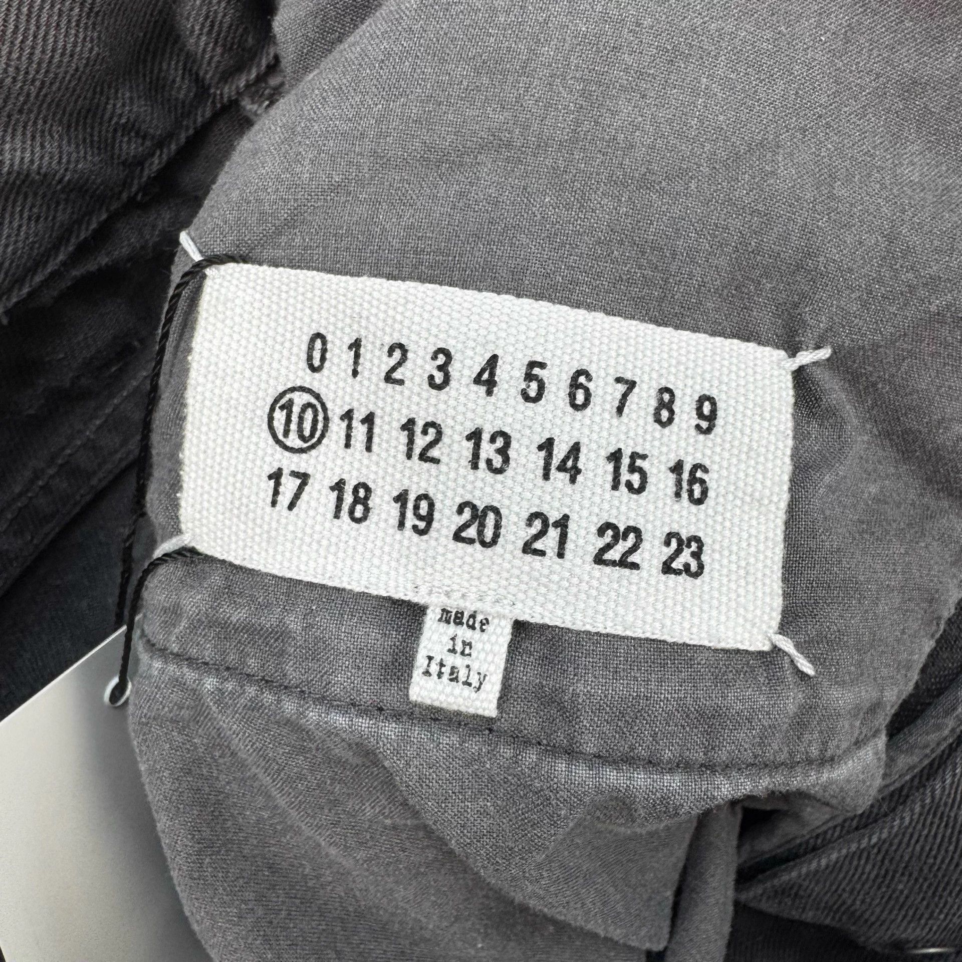 Maison Margiela Maison Margiela Smoke Gray Washed Denim Jeans W32 99 New Size US 32 / EU 48 - 5 Thumbnail