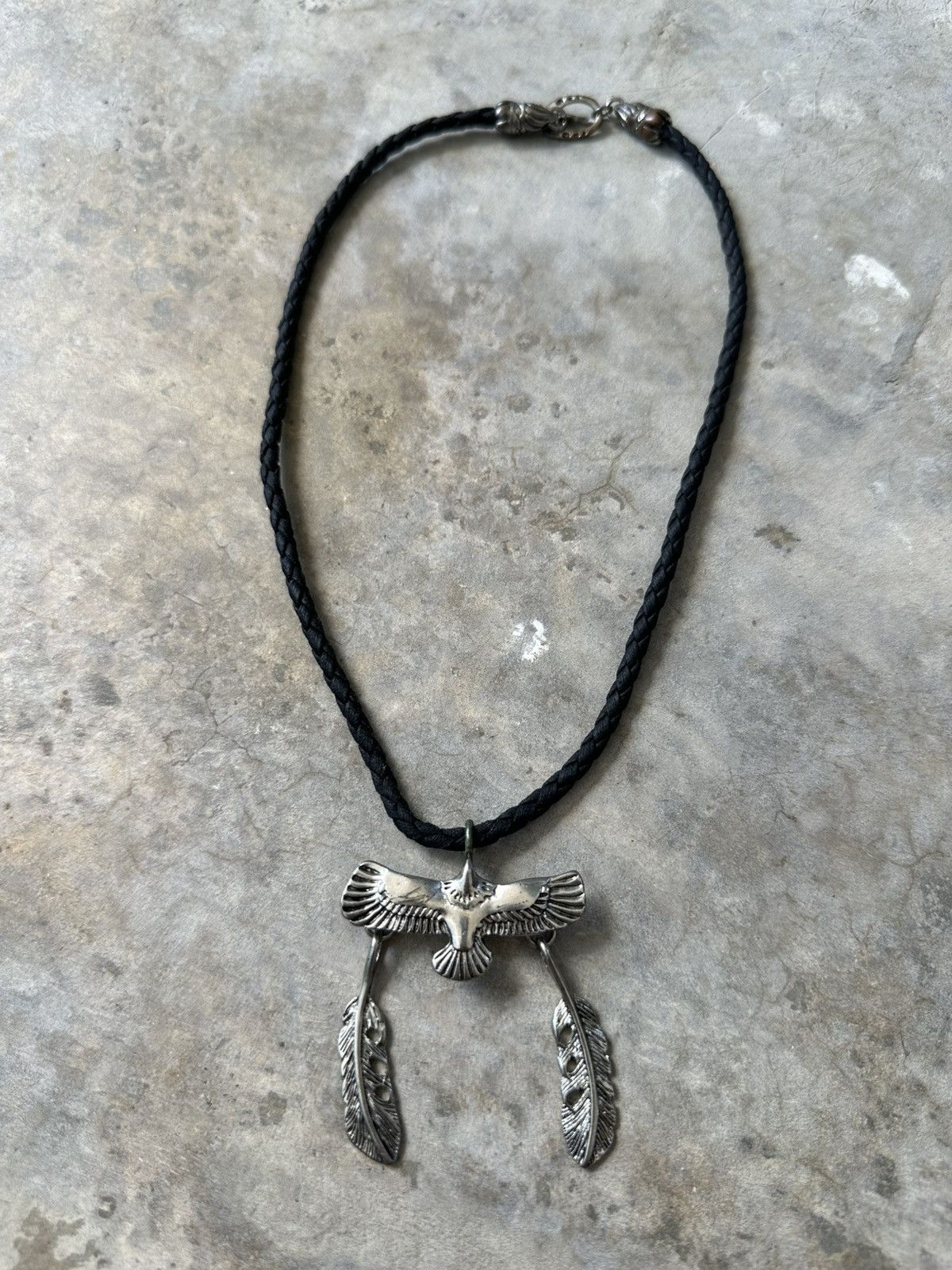 Japanese Brand × Jewelry Native Eagle/ Feathers Pendant Leather Necklace Size ONE SIZE - 1 Thumbnail