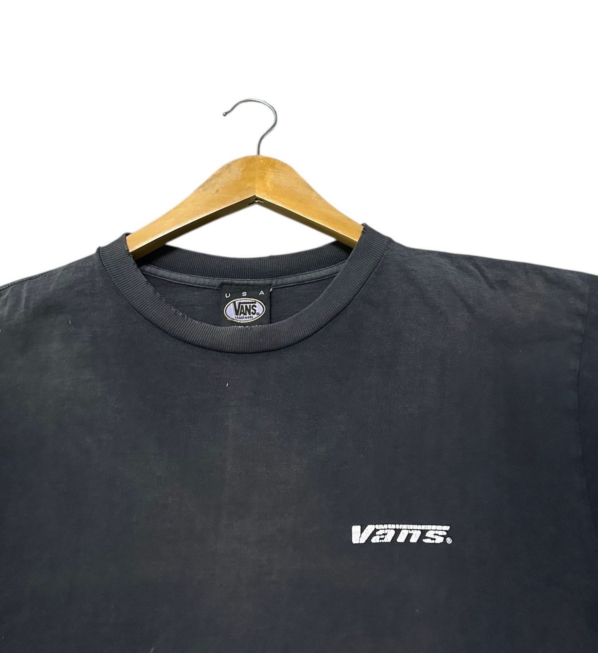 Vans Vintage Thrased 90s Vans backhit tshirt Size US XL / EU 56 / 4 - 4 Thumbnail