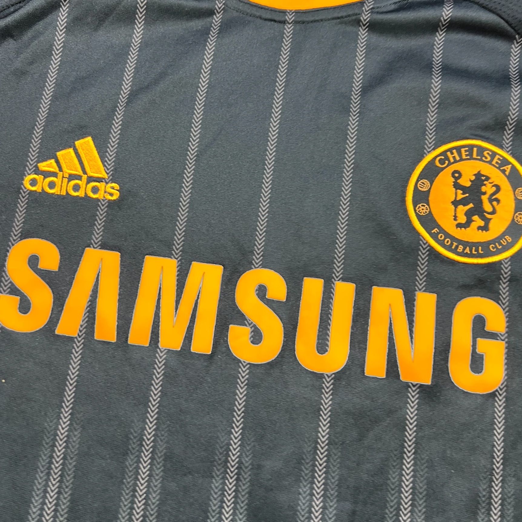 Adidas adidas Chelsea 2010 2011 Away Football Jersey Mens Medium Long Sleeve Adult Black T-Shirt Sports Football Moisture Wicking Quick Dry Men Size US M / EU 48-50 / 2 - 7 Thumbnail