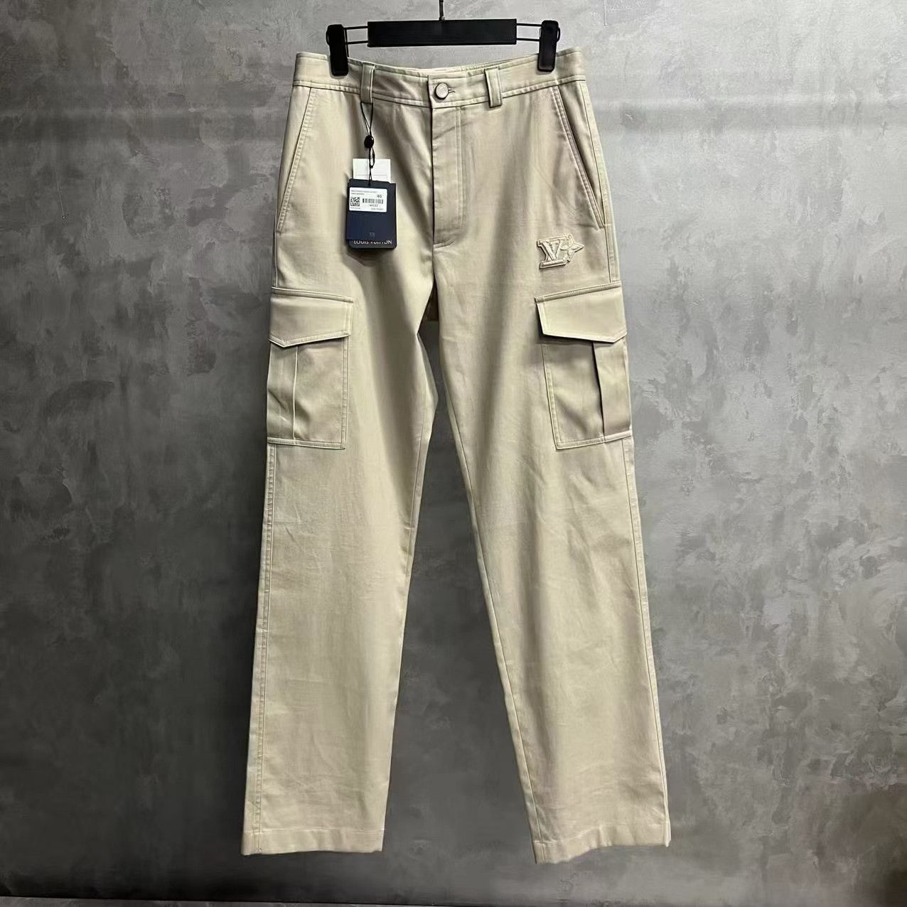 Louis Vuitton Louis Vuitton Retro Casual Pants 28 Men Size US 28 / EU 44 - 1 Thumbnail