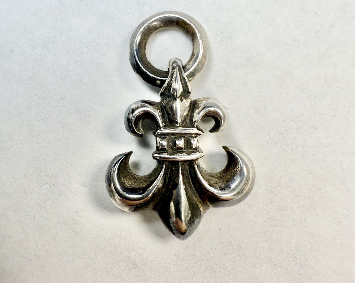 Chrome Hearts Chrome Hearts Fleur Pendant Size ONE SIZE - 2 Thumbnail