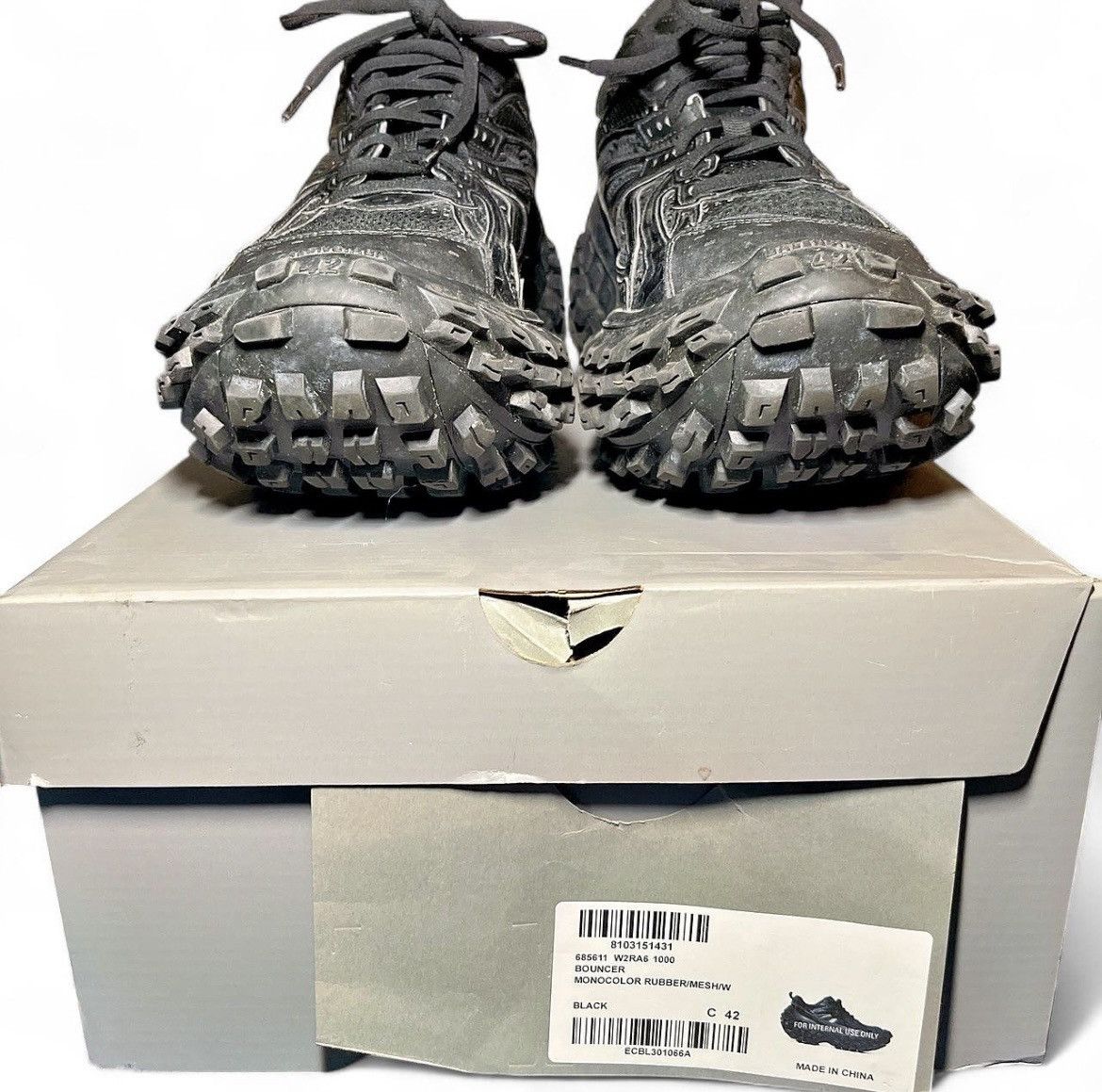 Balenciaga Balenciaga black defender EU size 42 Size US 9 / EU 42 - 5 Thumbnail