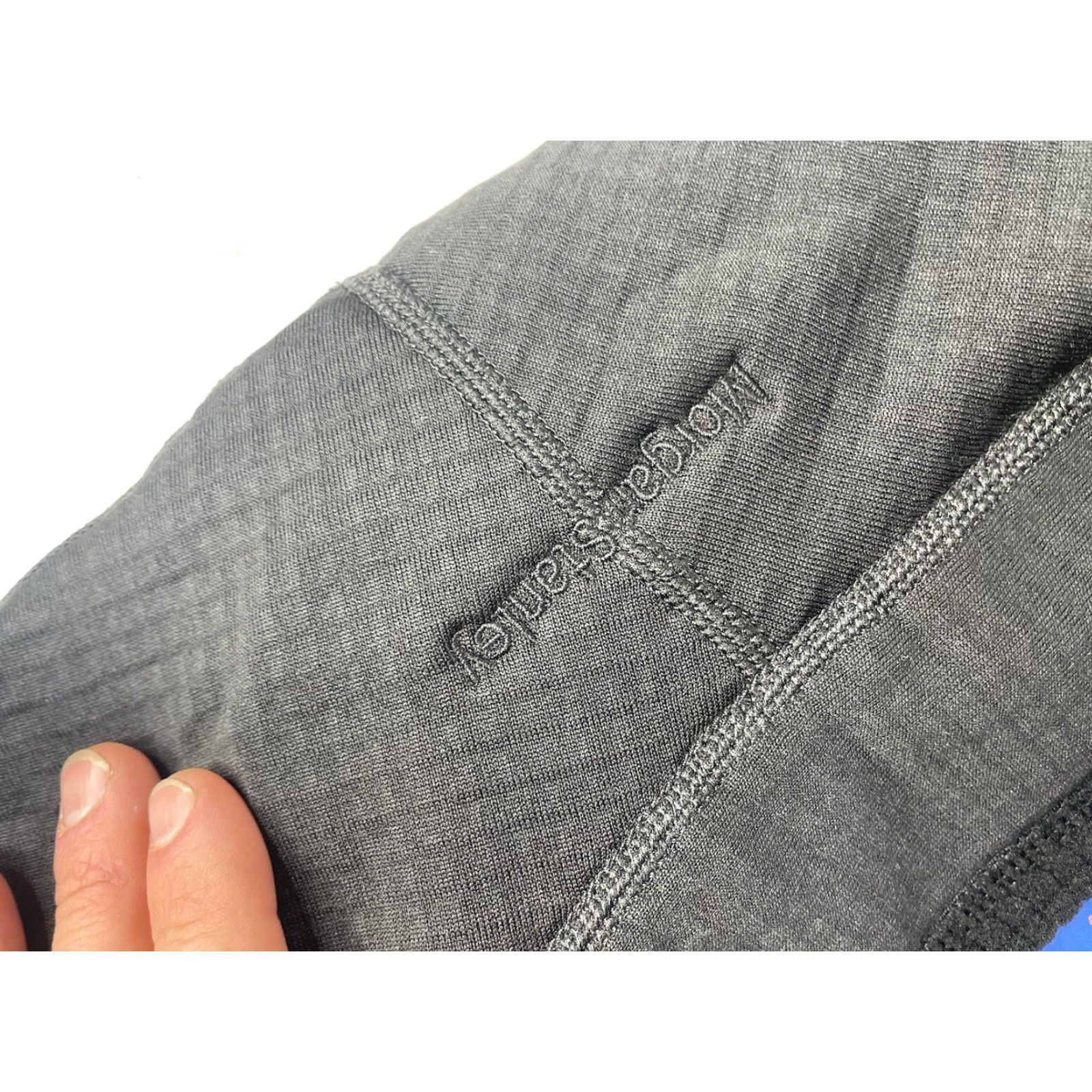 Patagonia NWT Patagonia Mens R1 Regulator Pullover Sweater 40106 Size Large Morgan Stanley Size US L / EU 52-54 / 3 - 6 Thumbnail