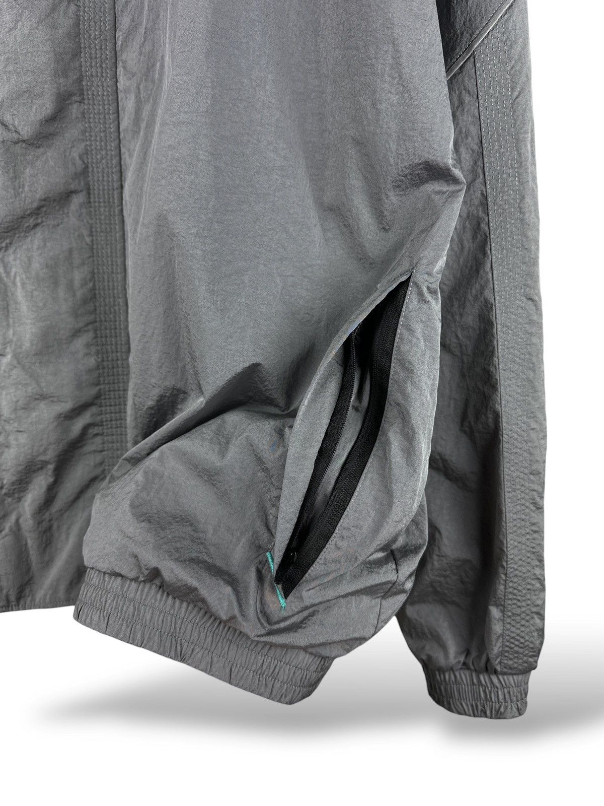 Mercedes-Benz × Puma Puma x Mercedes AMG Petronas Formula One Team Silver Jacket Size US XL / EU 56 / 4 - 8 Thumbnail