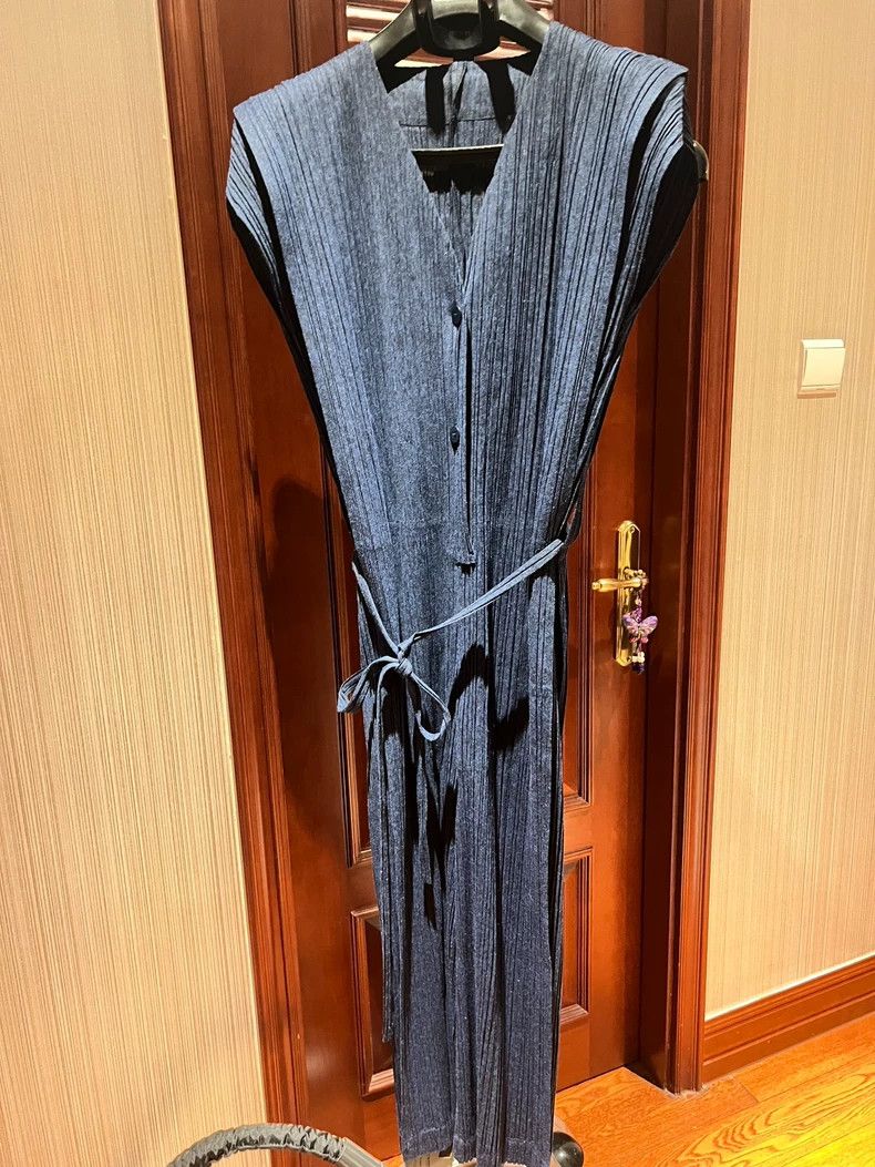 Issey Miyake issey miyake size:4 Blue pleated dress Size XXS / US 00 / IT 34 - 1 Thumbnail