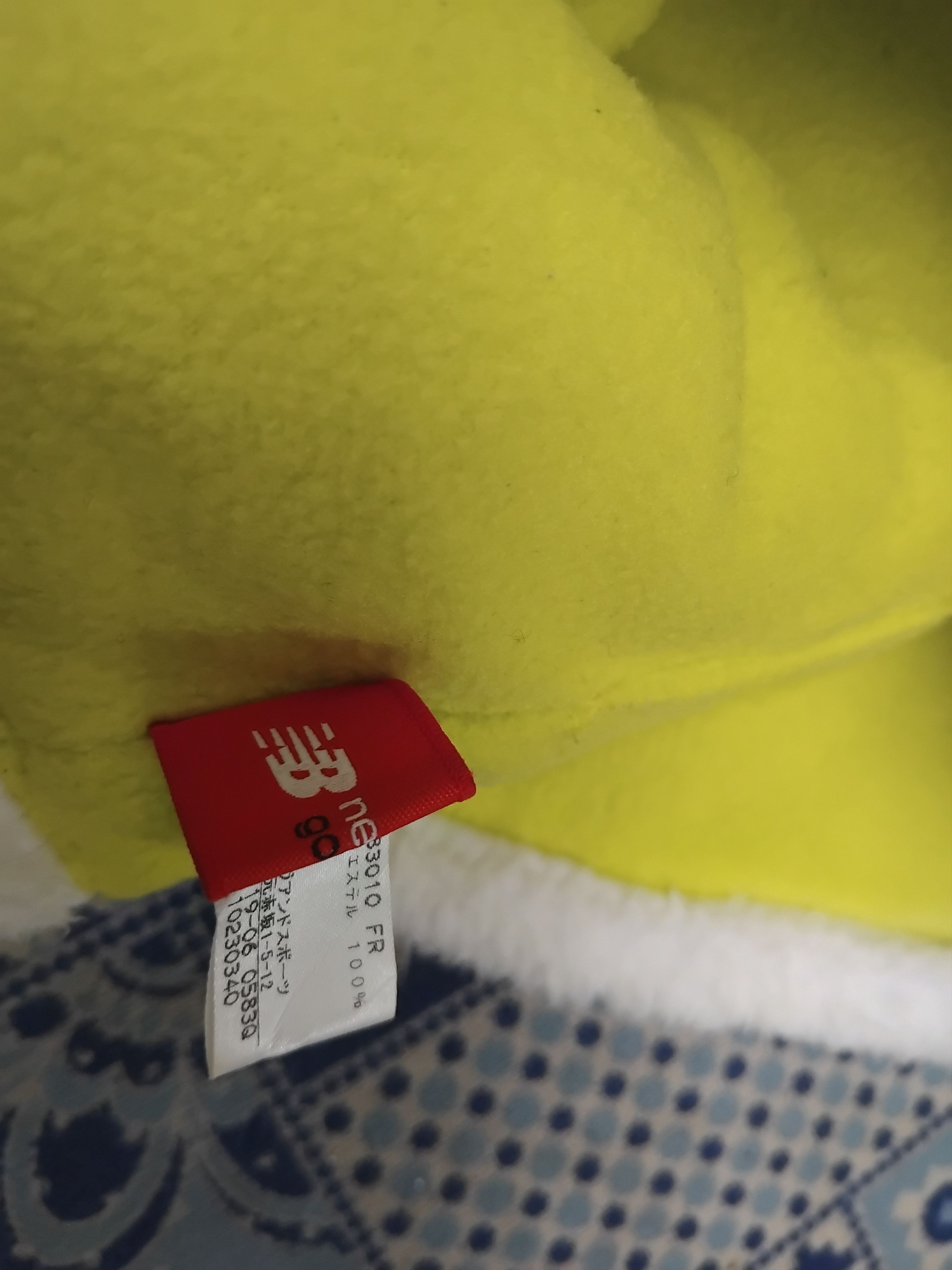 New Balance New Balance white colour fur head mask Size ONE SIZE - 2 Thumbnail