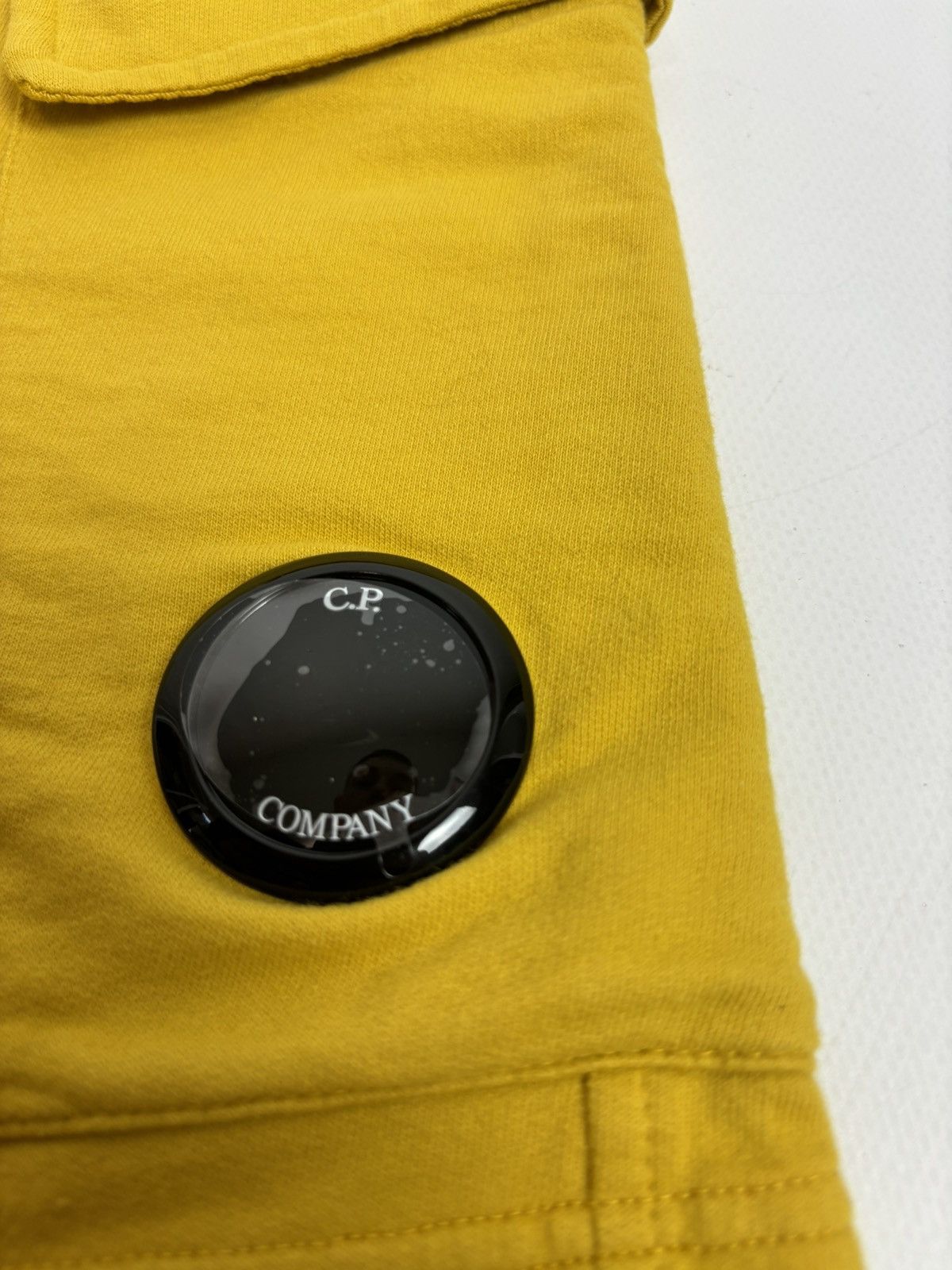 C.P. Company New shorts C.P. Company Cargo Shorts with a lens. Size US 32 / EU 48 - 4 Thumbnail