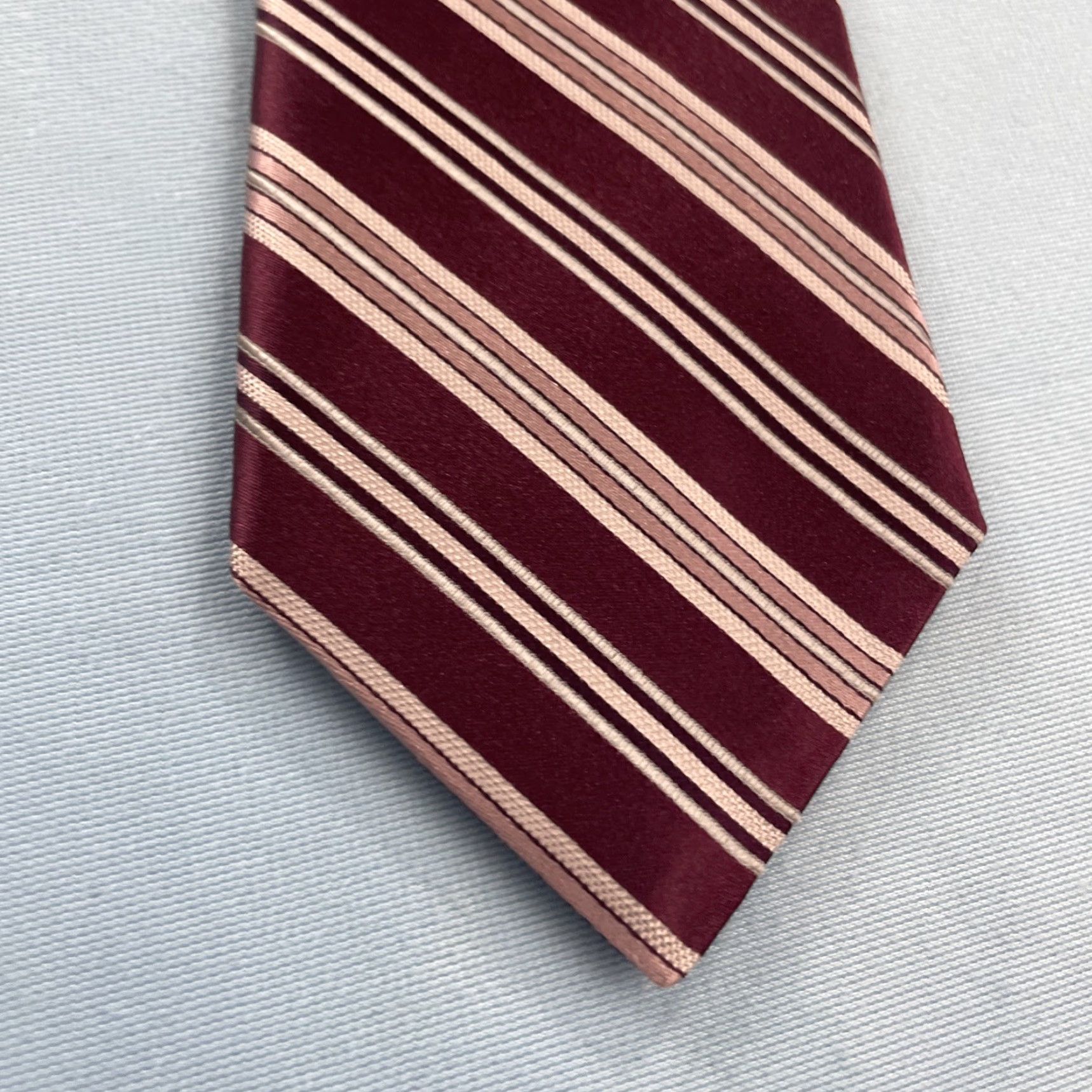 Michael Kors VINTAGE Michael Kors Tie 100% Silk Red Pink Exec Striped Necktie Made USA 3x60 Mens Size ONE SIZE - 7 Thumbnail