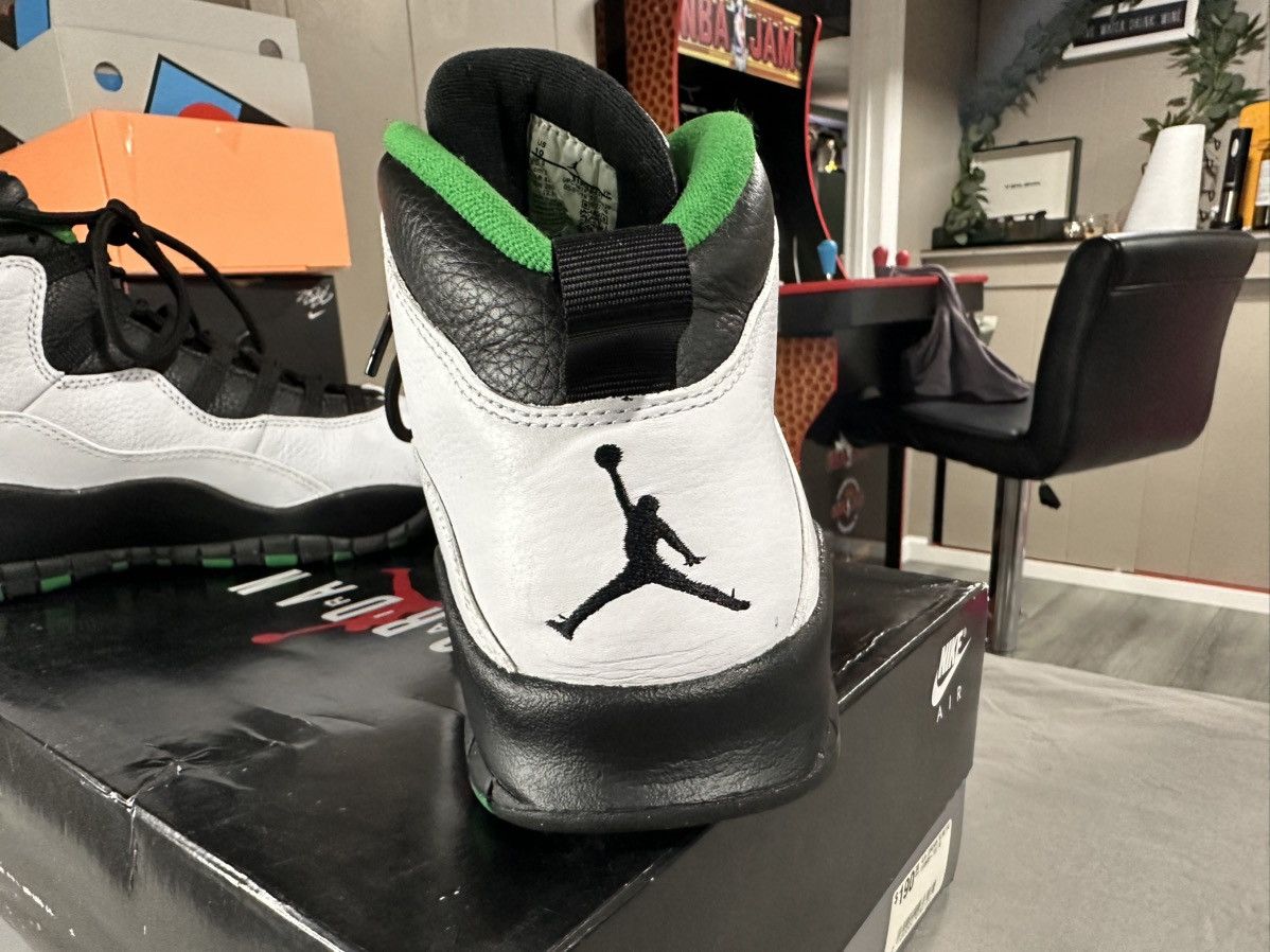 Jordan Brand × Nike Air Jordan X (10) Seattle Size US 10 / EU 43 - 9 Thumbnail