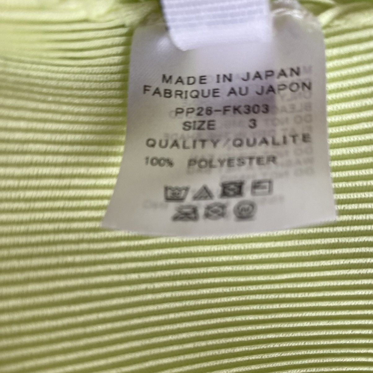 Issey Miyake Please Pleated Neon Green Blouse Size M / US 6-8 / IT 42-44 - 4 Thumbnail