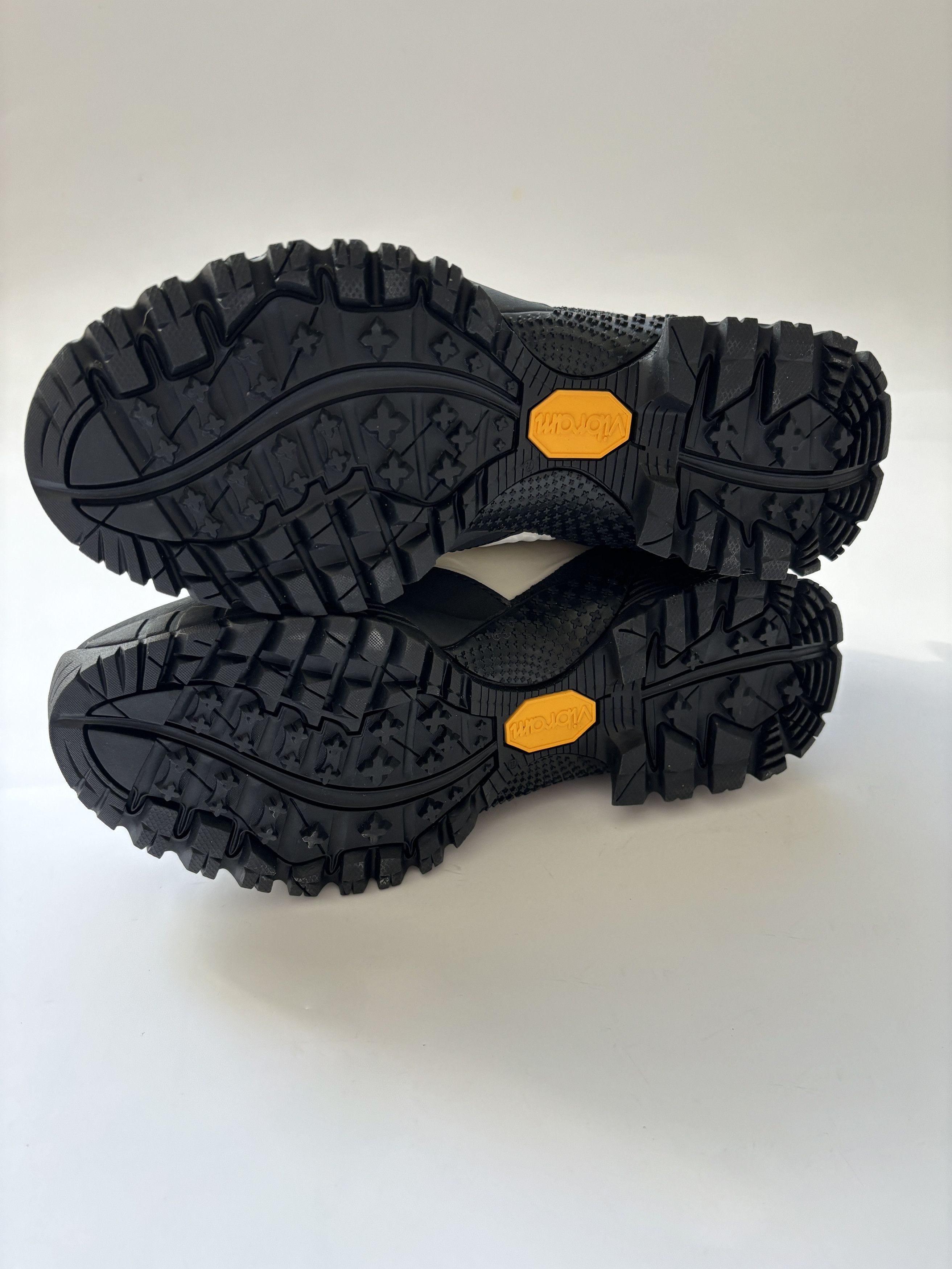 ROA ⚡️QUICK SALE⚡️ROA Andreas Cream/Black Hiking Boots Size US 7 / EU 40 - 10 Thumbnail