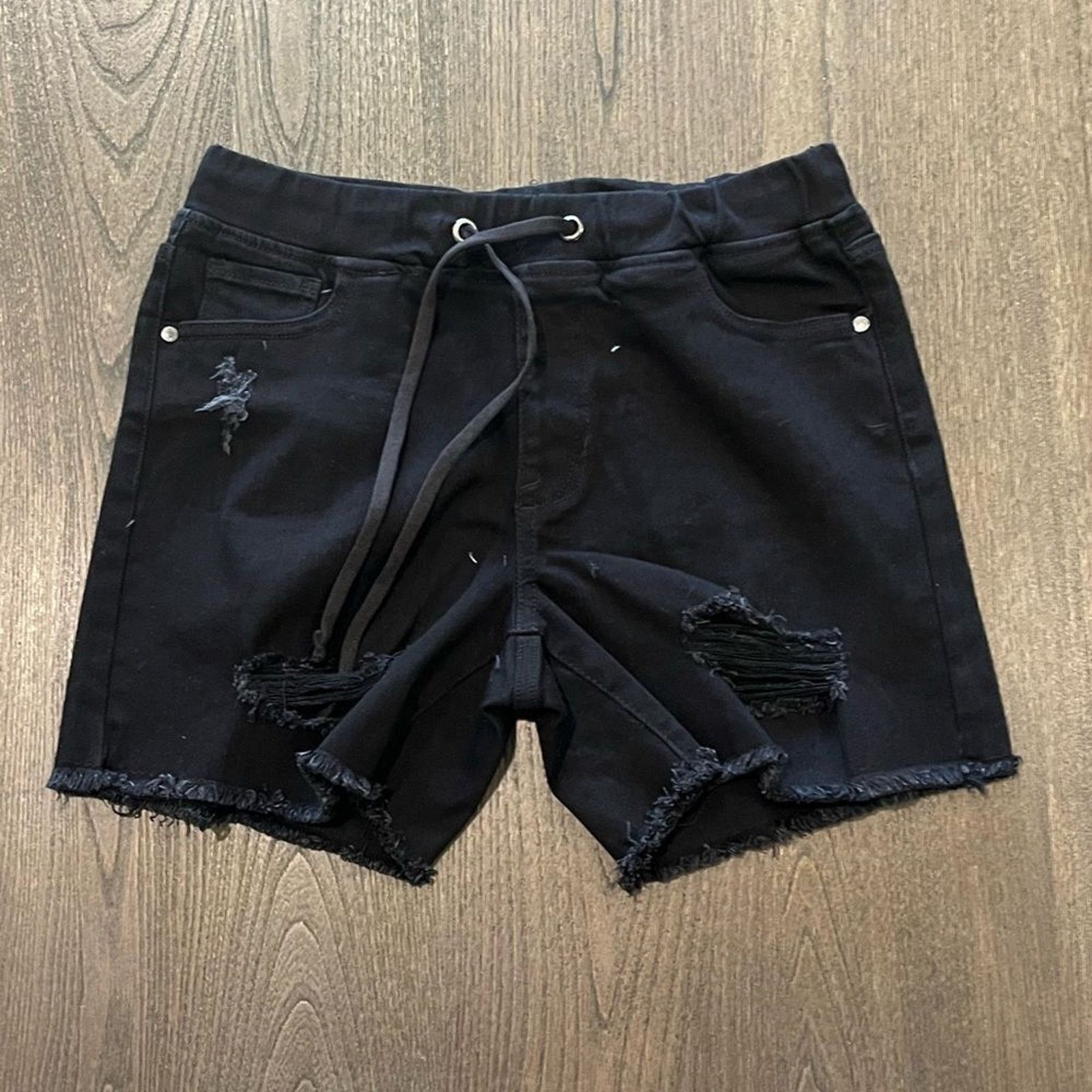 Guess NWOT Guess Black Distressed Denim Shorts Drawstring Size M Size 28" / US 6 / IT 42 - 1 Thumbnail