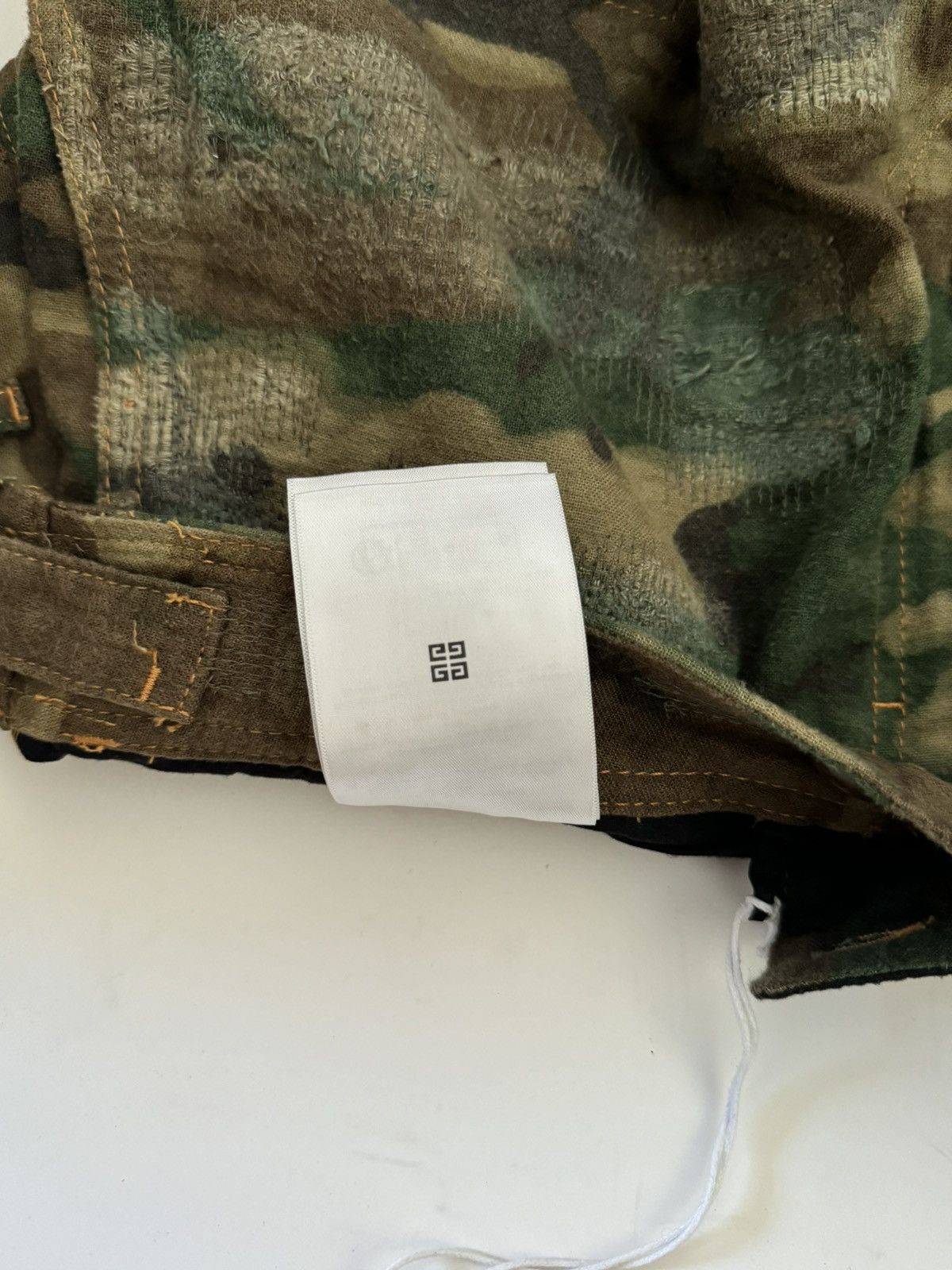 Givenchy Givenchy Distressed Camo Cargo Pants Size US 32 / EU 48 - 14 Thumbnail