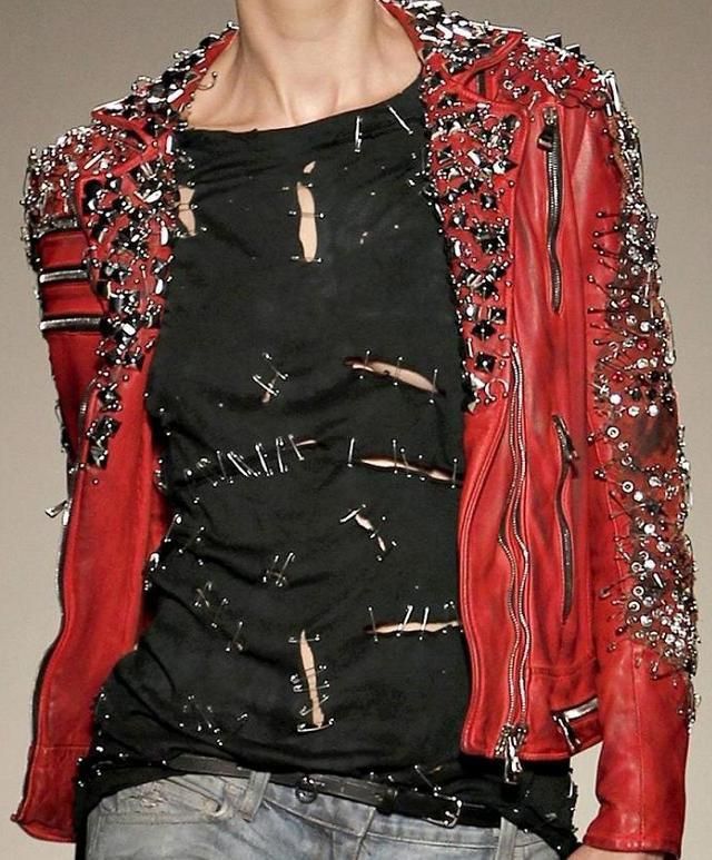 Balmain BALMAIN by Decarnin SS2011 Safety Pin Red Leather Bag runway Size ONE SIZE - 3 Thumbnail