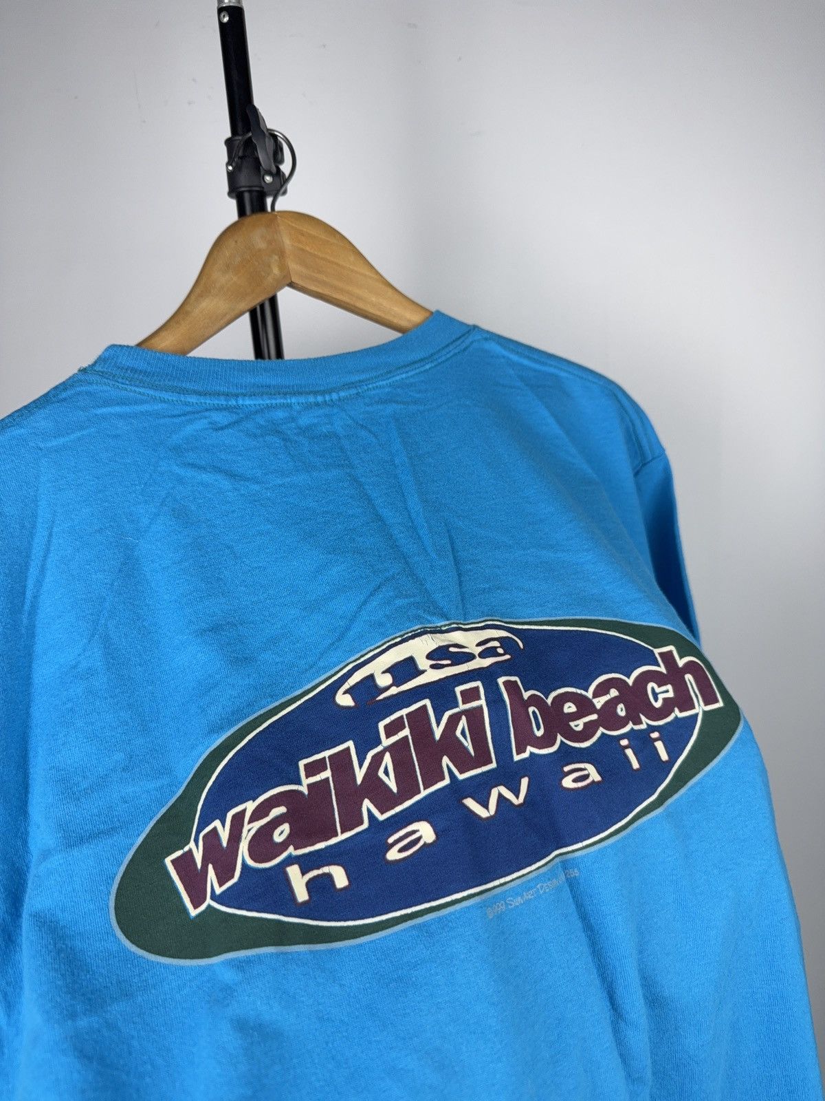 Vintage 1999 Waikiki Beach Hawaii Surf Graphic T-Shirt Tultex L Blue Size US L / EU 52-54 / 3 - 11 Thumbnail