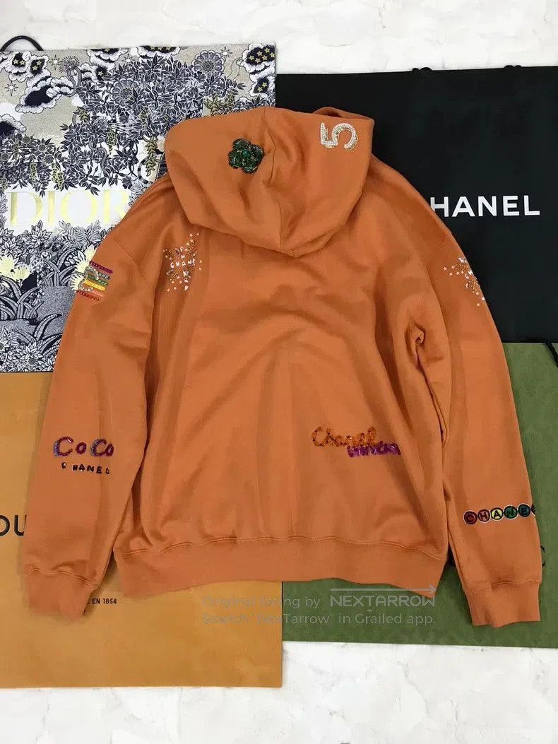 Chanel Chanel Pharrell Embellished Hoodie M . Size US M / EU 48-50 / 2 - 2 Thumbnail