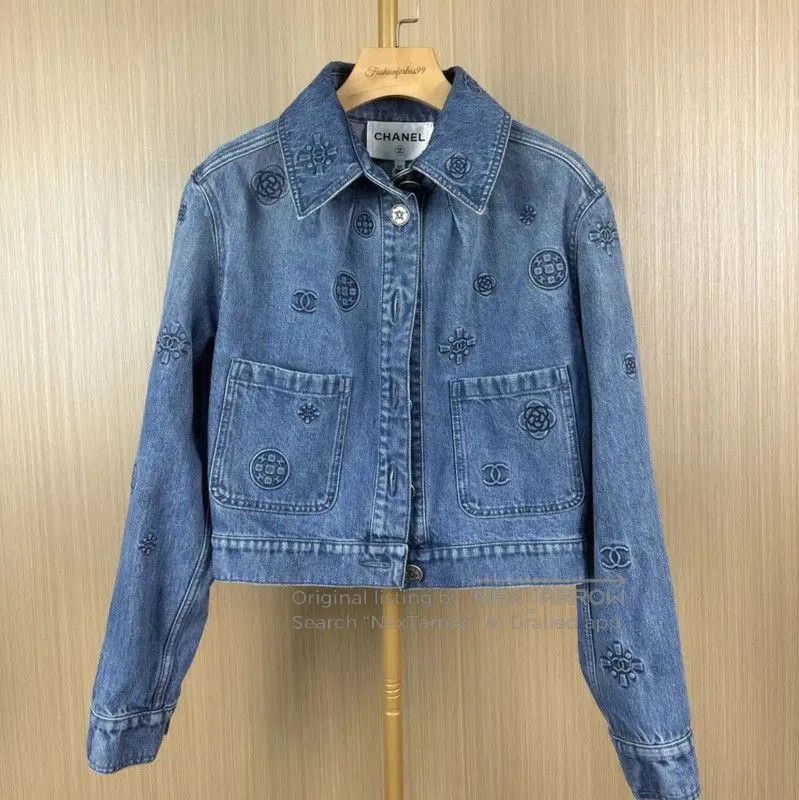 Chanel Chanel Light Blue Cotton Cardigan for Women . Size XS / US 0-2 / IT 36-38 - 1 Thumbnail