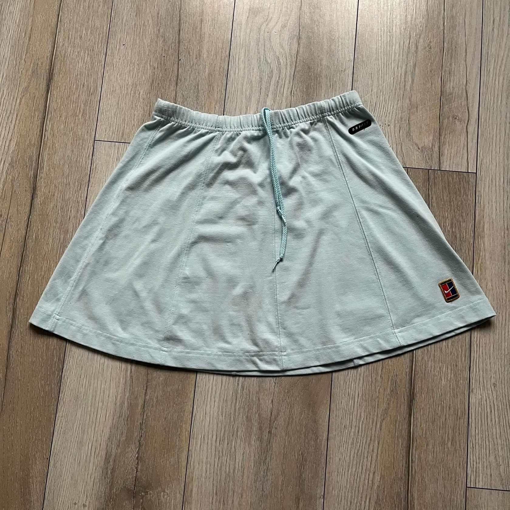 Nike Nike 90's Challange Court Baby Blue Tennis Skirt Size 26" / US 2 / IT 38 - 1 Thumbnail