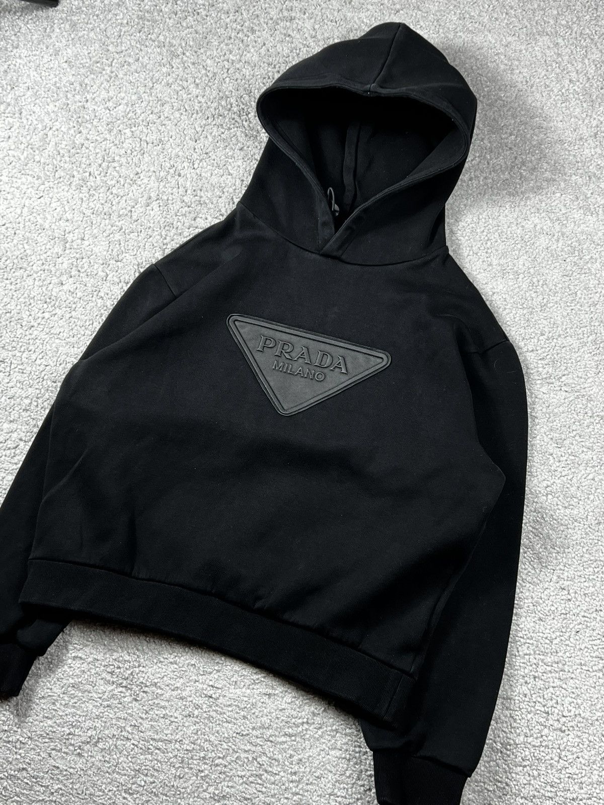 Prada SS22 Prada Logo Leather Patch Hoodie Size M Size US M / EU 48-50 / 2 - 6 Thumbnail