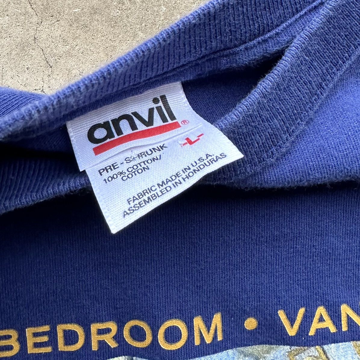 Anvil Vintage Vincent Van Gogh T Shirt The Bedroom Art Exhibit 00s Size US L / EU 52-54 / 3 - 5 Thumbnail
