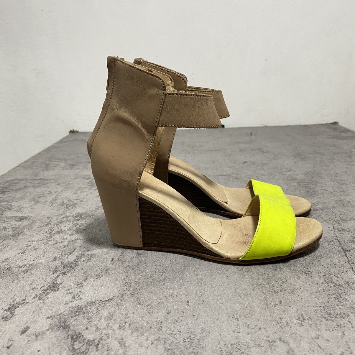 Maison Margiela MM⑥ MAISON MARTIN MARGIELA ANKLE WEDGE SANDALS Size US 6 / IT 36 - 1 Thumbnail