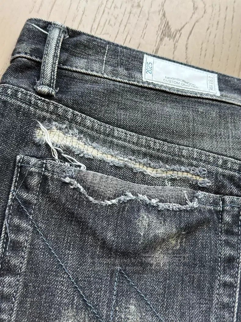 Neighborhood Neighborhood size XL Washed Patch Denim Pants Size US 27 - 5 Thumbnail