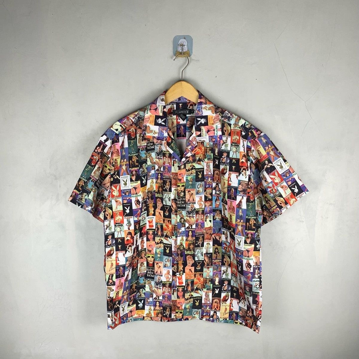 Playboy Playboy Cover Magazine Shirt Overprint Vintage Size US M / EU 48-50 / 2 - 1 Thumbnail