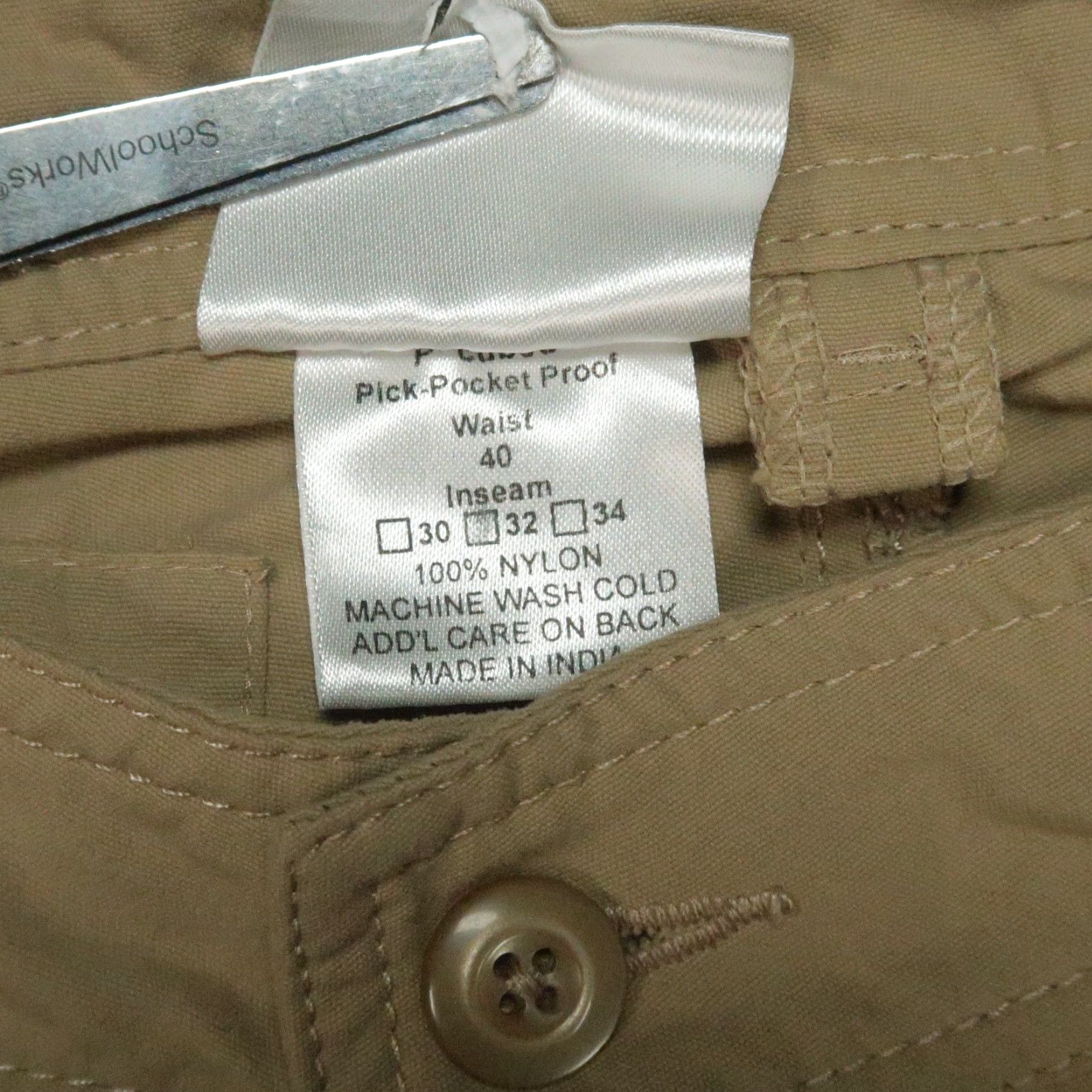 Vintage Clothing Arts Pants Men 40x32 Khaki Tan Cargo Pockets Zip Flat Front Nylon Beigish 40x32 Regular Mens Size US 40 / EU 56 - 5 Thumbnail