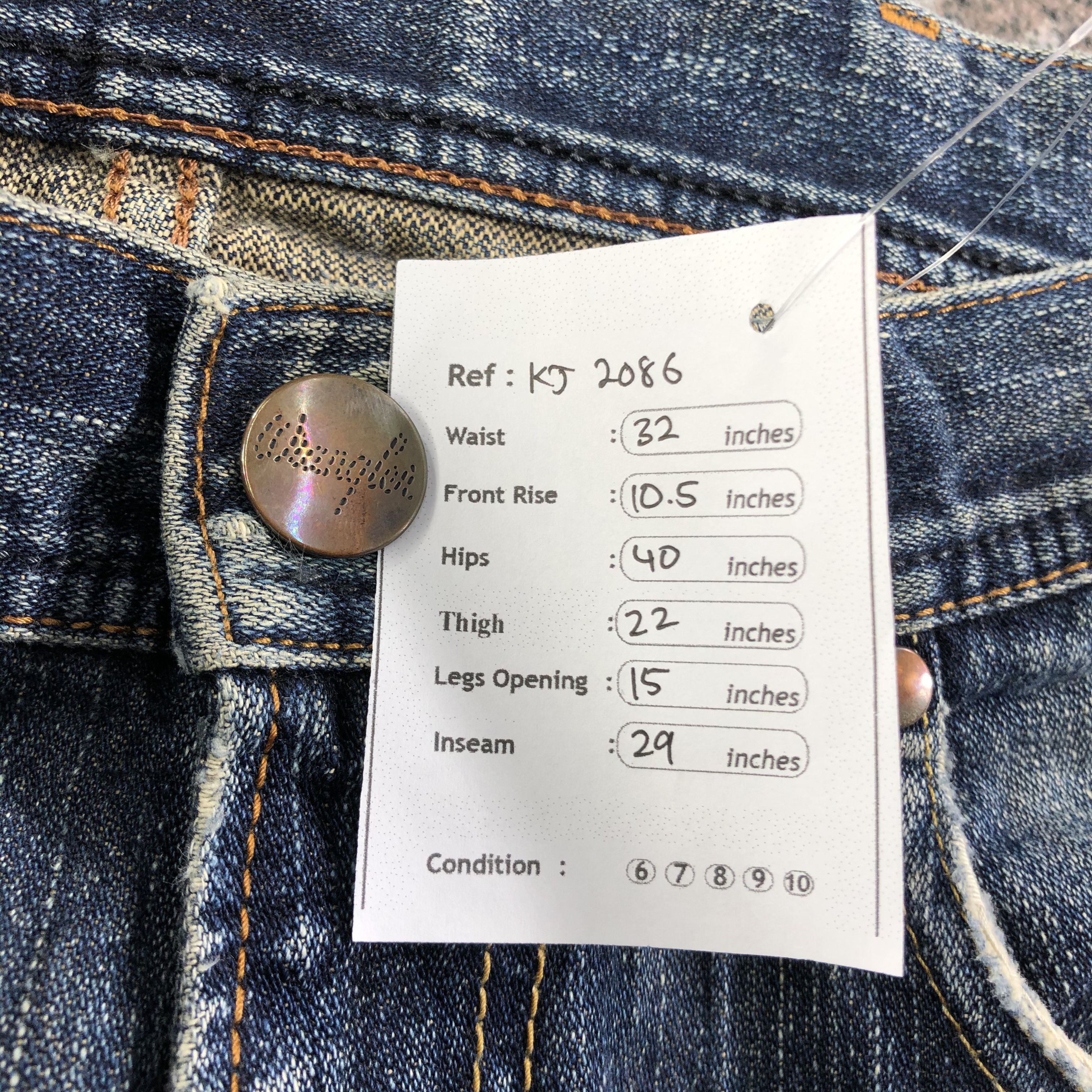 Vintage Vintage Wrangler Jeans Faded Blue Distressed Denim KJ2086 Size US 30 / EU 46 - 8 Thumbnail