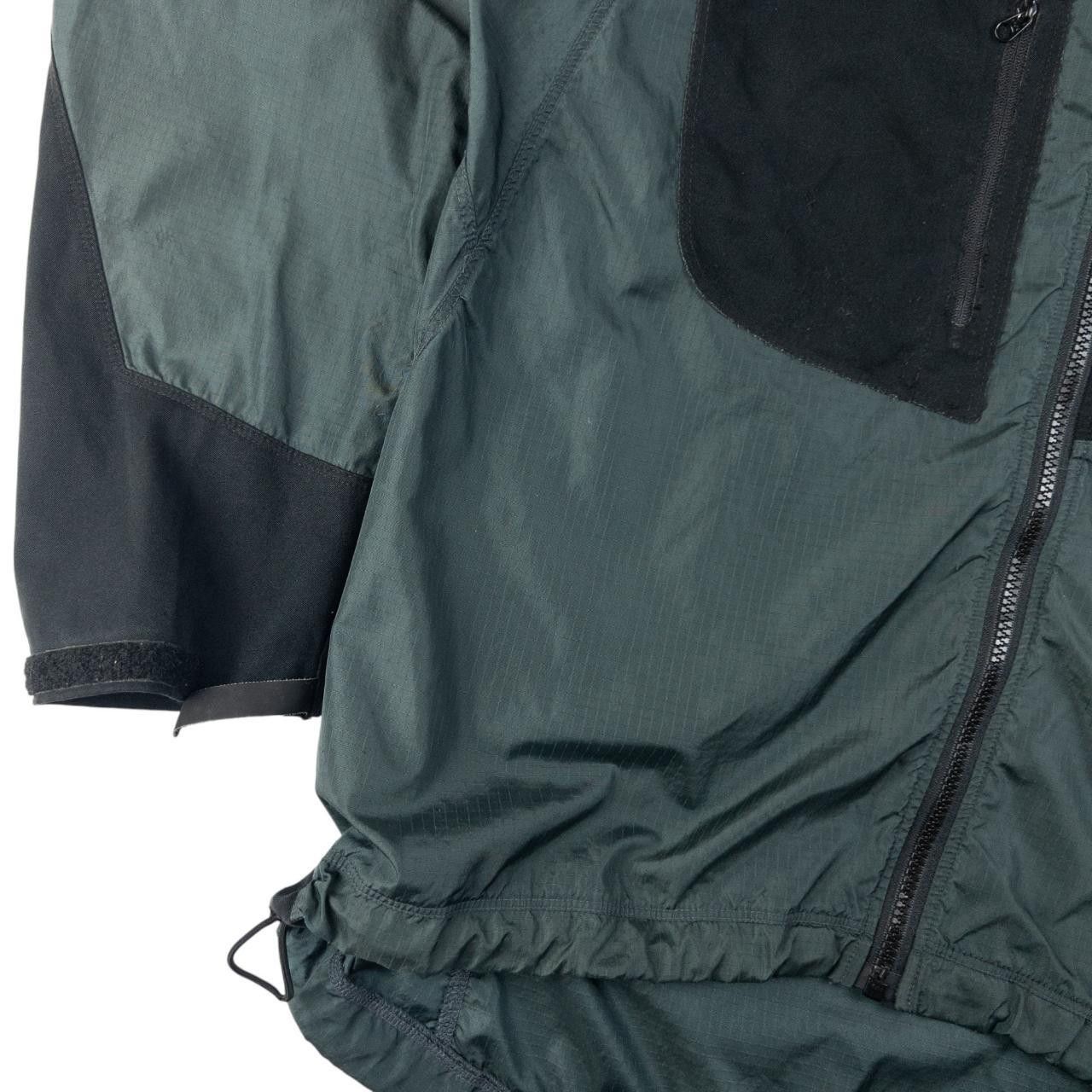 Arc'teryx Vintage Arcteryx Zip Up Jacket Size M Size M / US 6-8 / IT 42-44 - 8 Thumbnail