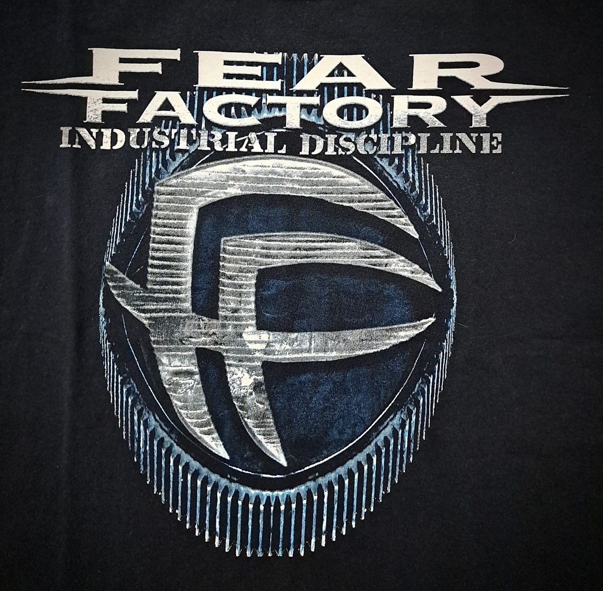Band Tees FEAR FACTORY x INDUSTRIAL DISCIPLINE x Tour T-Shirt 2010 Size US L / EU 52-54 / 3 - 3 Thumbnail