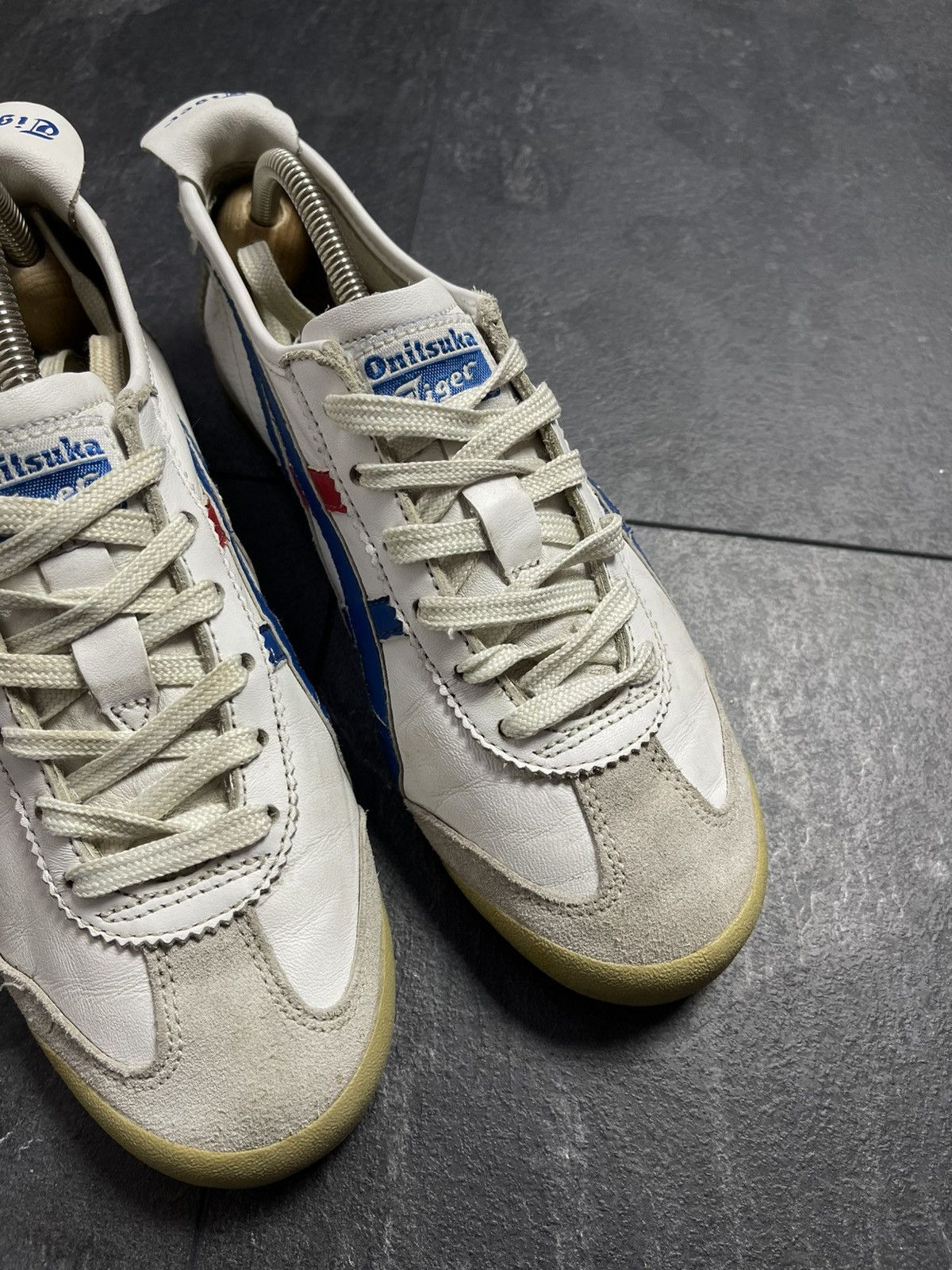 Asics × Onitsuka Tiger × Vintage VINTAGE ASICS TIGER ONITSUKA LEATHER CLASSIC SNEAKERS 90s Size US 5 / EU 37 - 7 Thumbnail