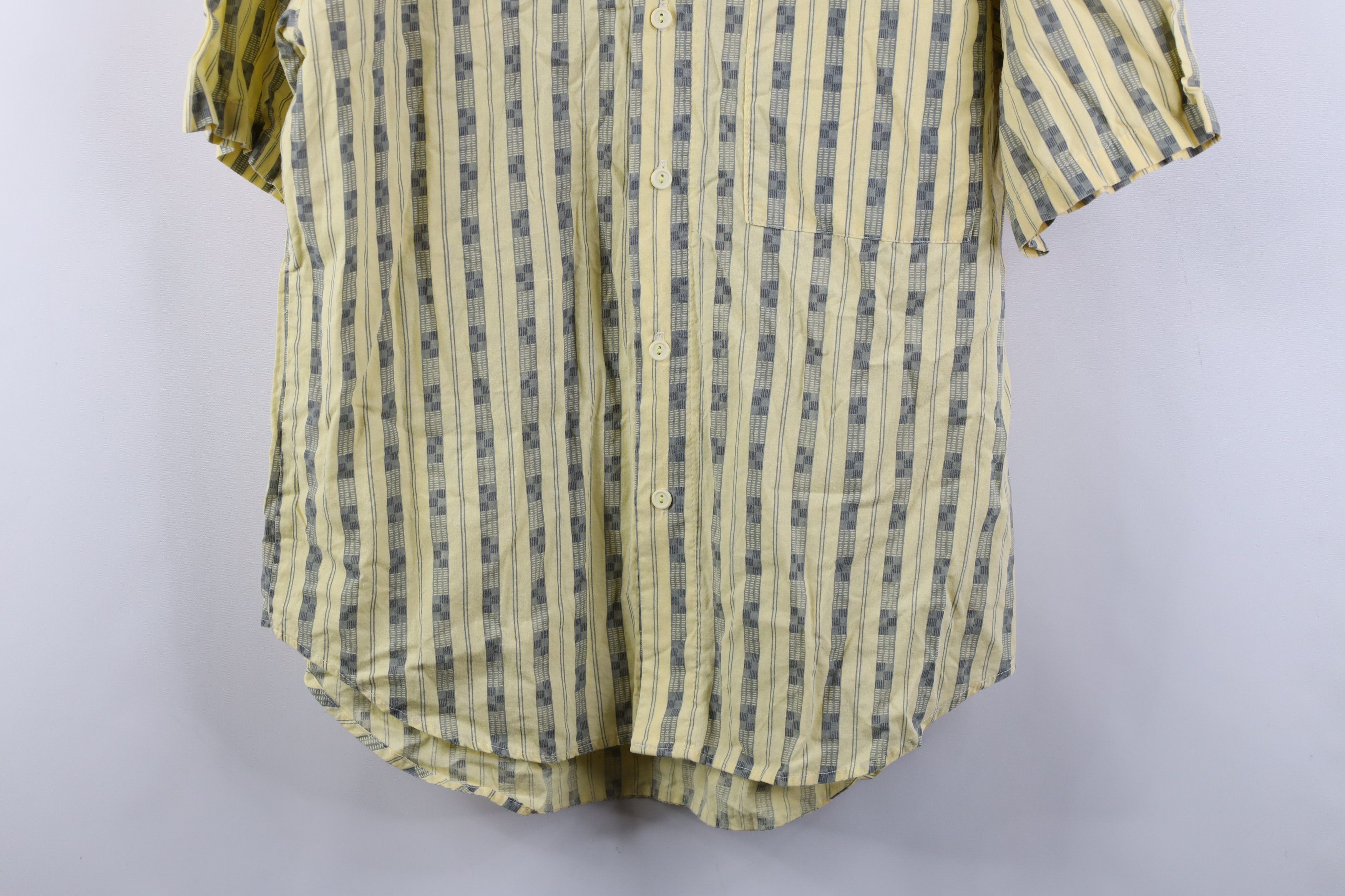 Vintage Vintage 90s Streetwear Geometric Collar Button Shirt USA Size US M / EU 48-50 / 2 - 3 Thumbnail