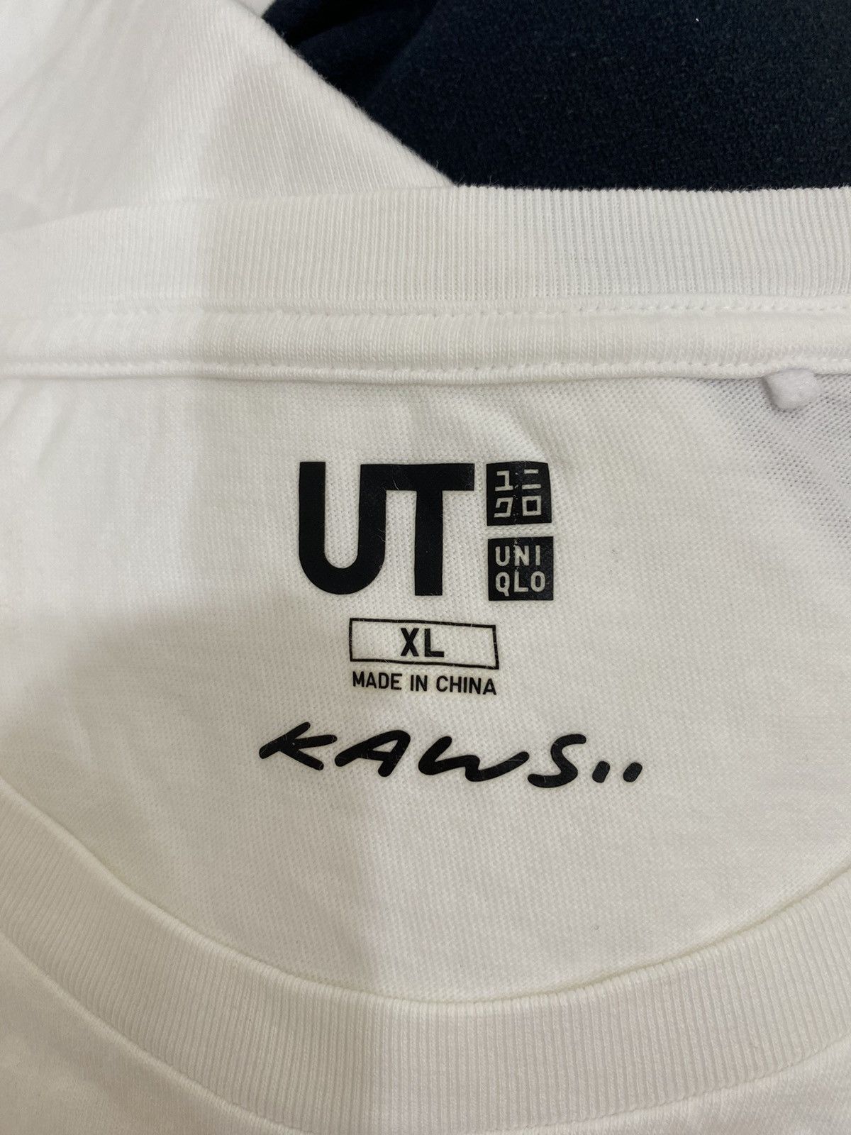 Kaws × Uniqlo KAWS X UNIQLO TSHIRT Size US M / EU 48-50 / 2 - 6 Thumbnail