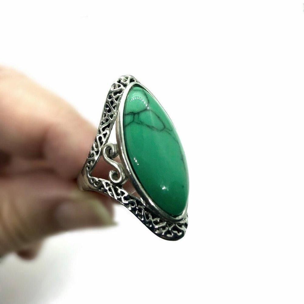 Designer Natural Green 27mm Stone Hollow Antique Silver Ring - Size 7 Size ONE SIZE - 7 Thumbnail