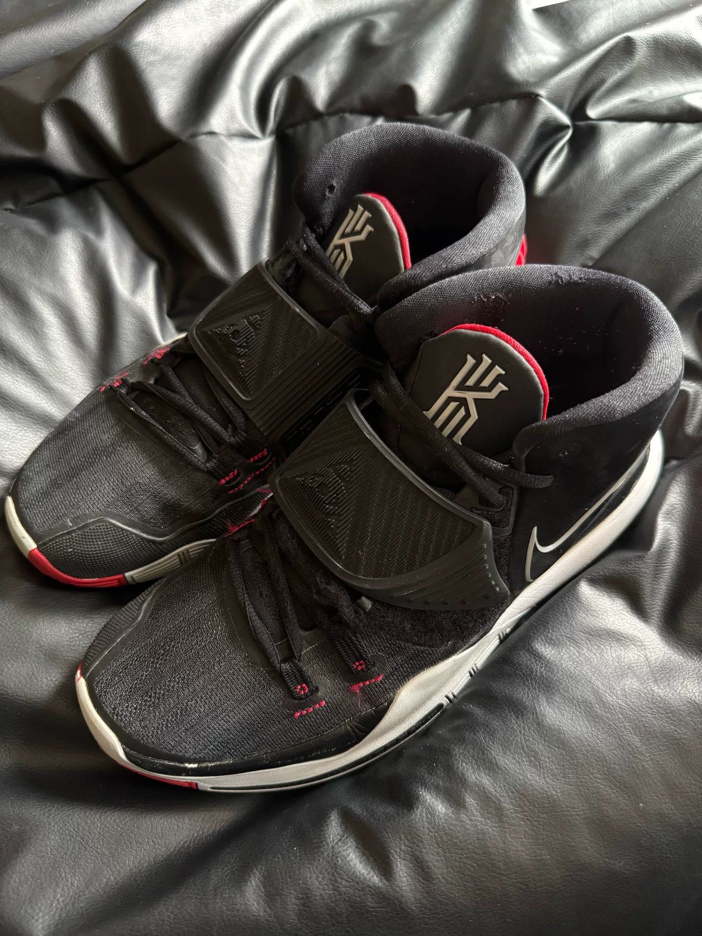 Nike Nike Black Lowtop Sneakers 43 Men Size US 10 / EU 43 - 1 Thumbnail