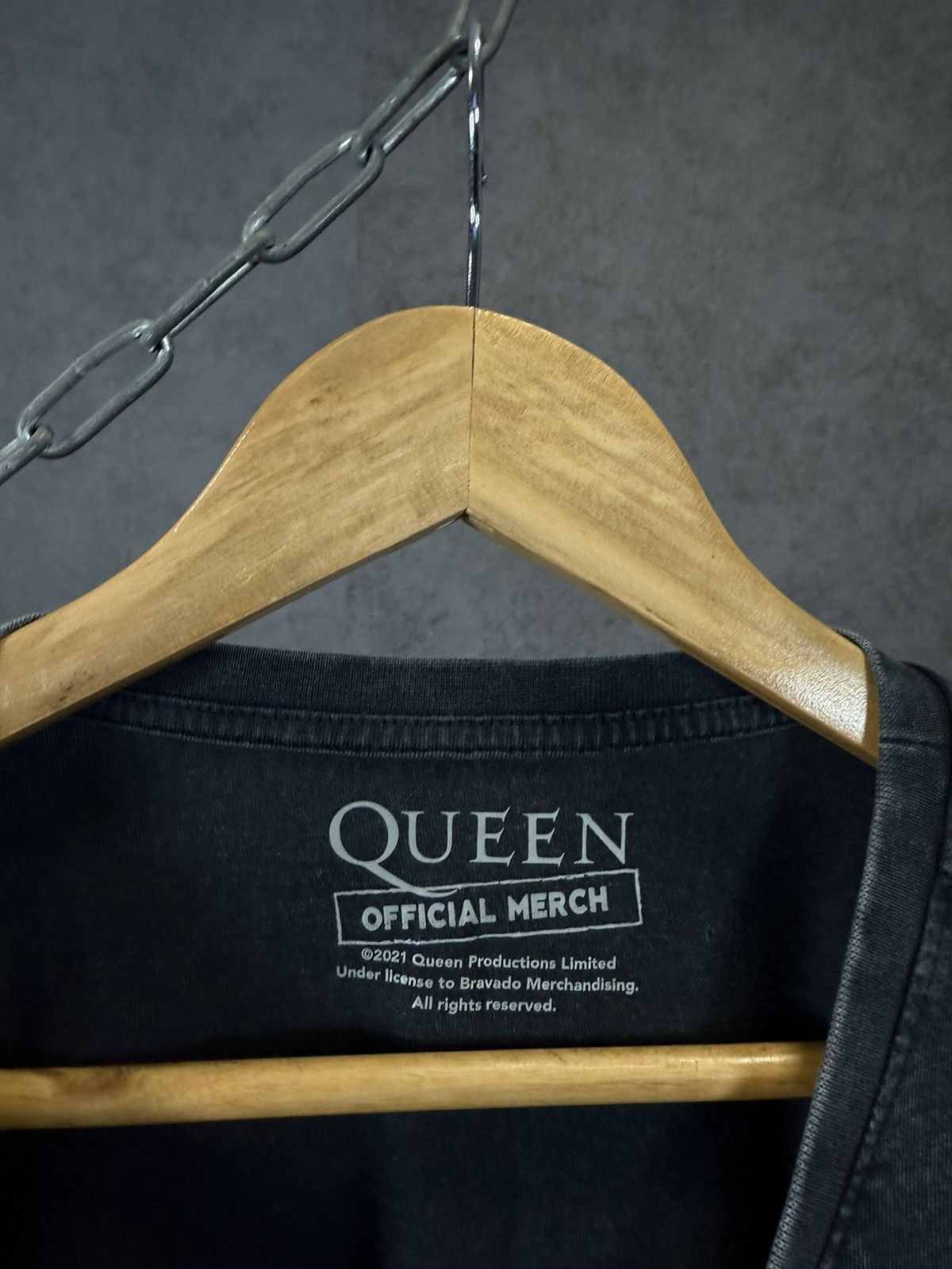 Band Tees Queen We will rock you rock band tee Size US L / EU 52-54 / 3 - 4 Thumbnail