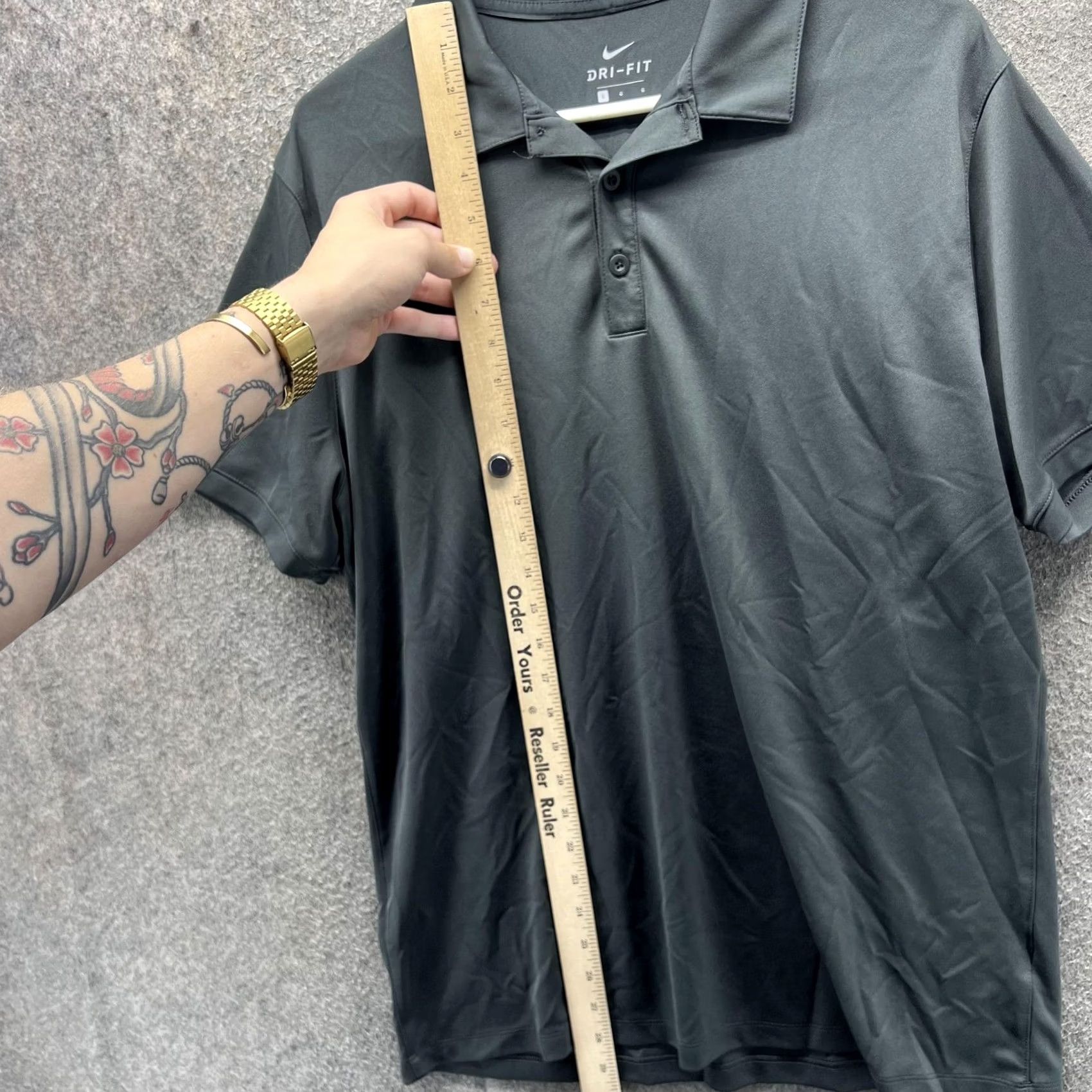 Nike Nike Shirt Mens Large Gray Dri-FIT Golf Polo Short Sleeve Nike Swoosh Logo Performance Athletic Shirt Size US L / EU 52-54 / 3 - 7 Thumbnail