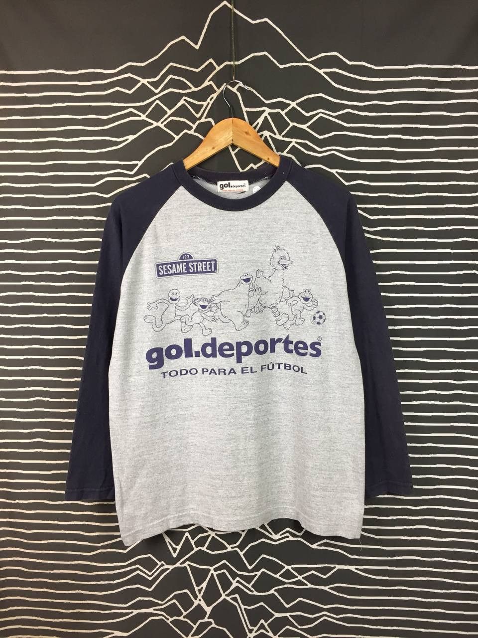 Japanese Brand Vtg Sesame Street X Gol Deportes Street Soccer Raglan Tee Size US L / EU 52-54 / 3 - 6 Thumbnail