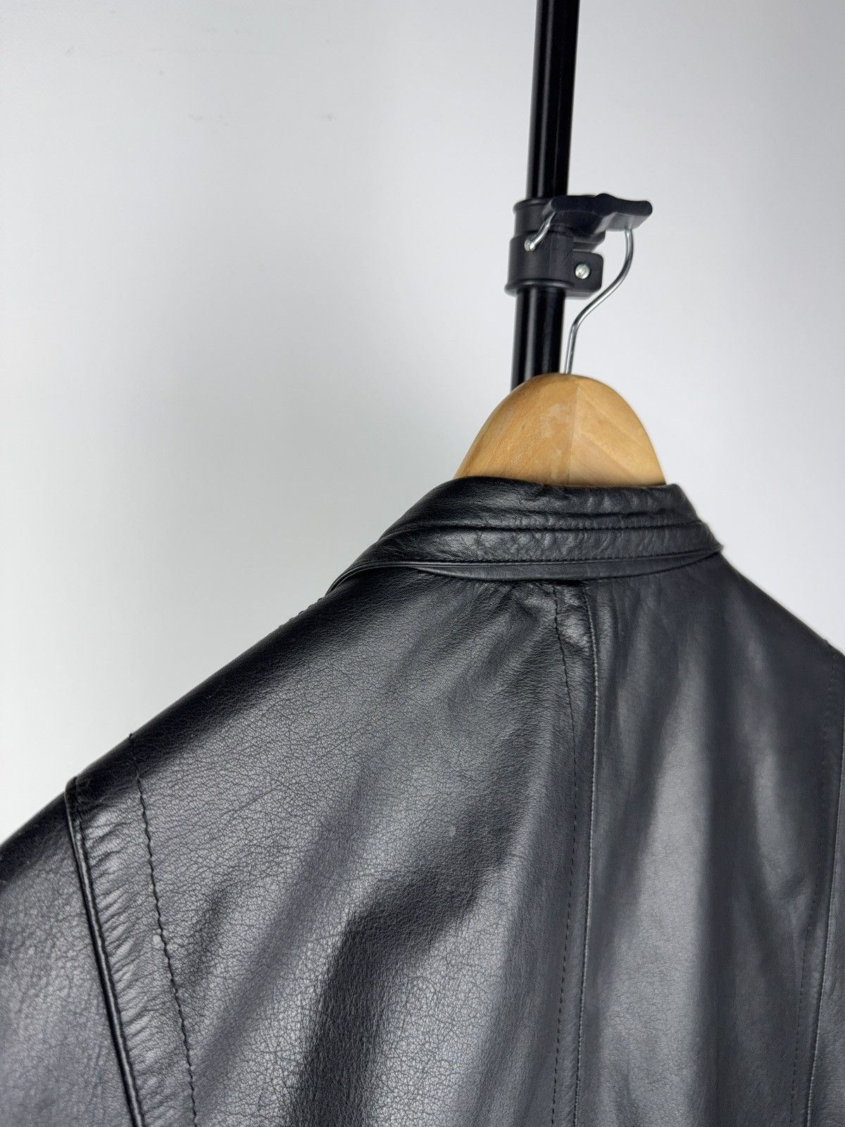 Vintage Vintage Leather Jacket Genuine Leahter bomber Moto Oldmoney Size US L / EU 52-54 / 3 - 17 Thumbnail