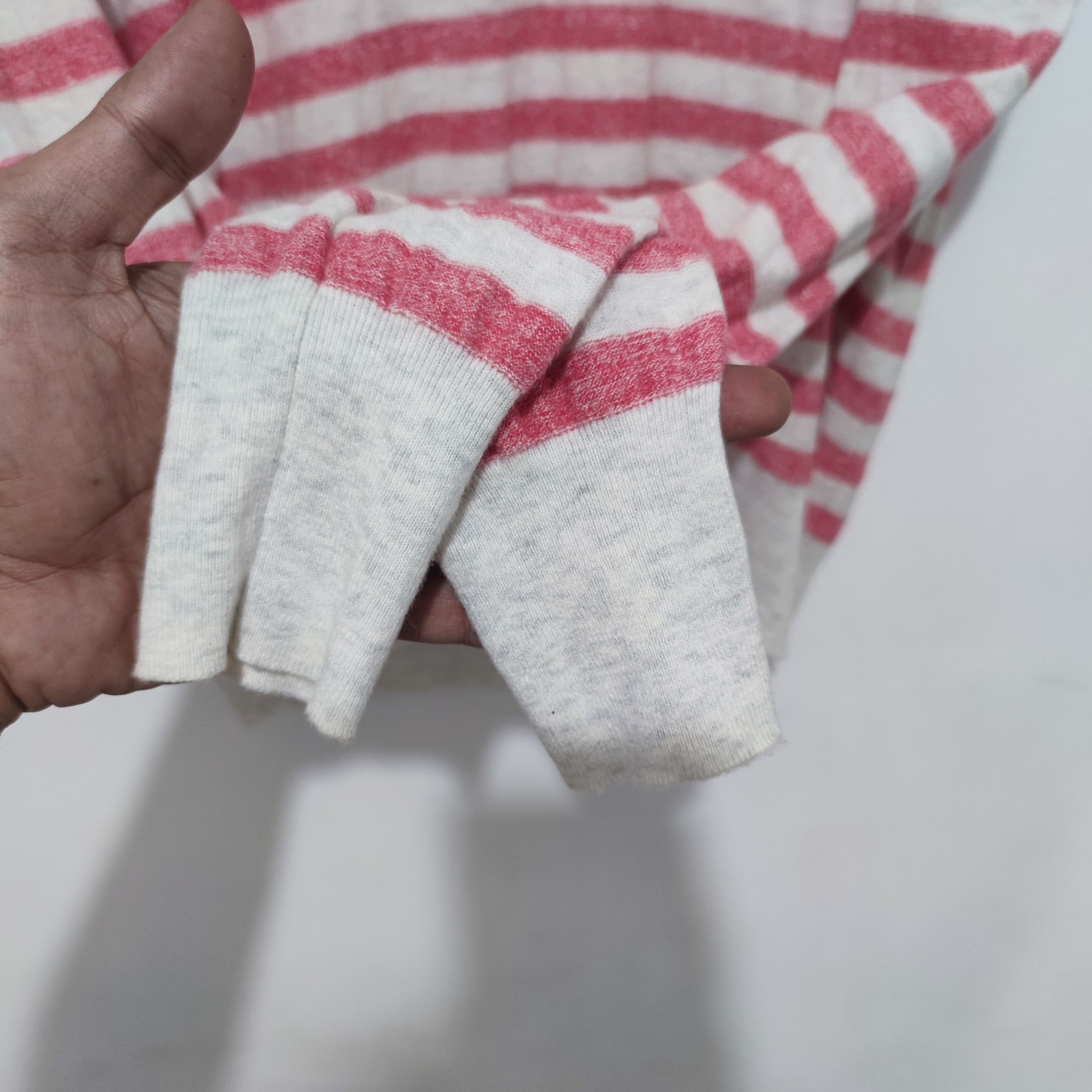 Burberry Knitwear Stiped Pink Size US M / EU 48-50 / 2 - 11 Thumbnail